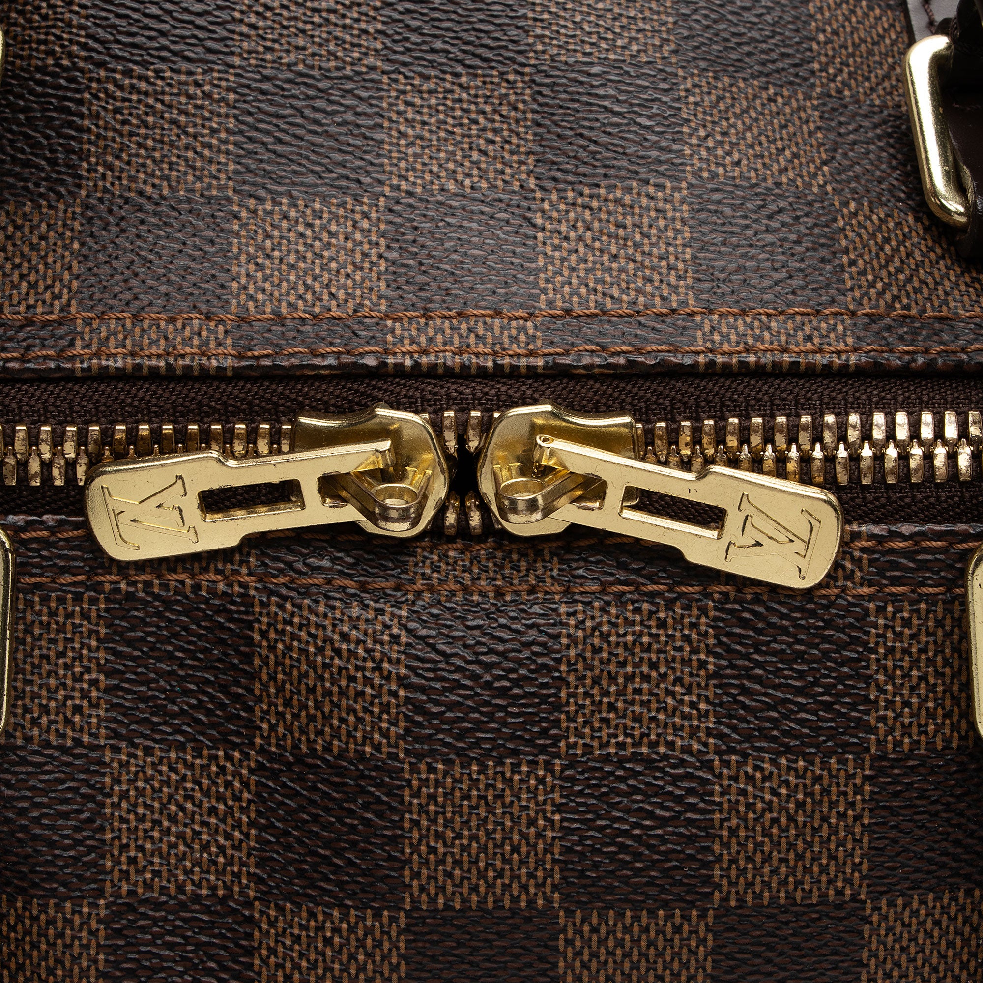 Louis Vuitton Damier Ebene Keepall Bandouliere 55 Duffle Bag (SHF-tEajPT)