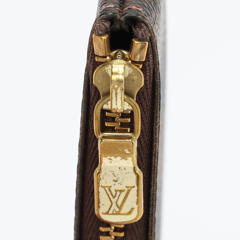 Louis Vuitton Damier Ebene Key Pouch (SHF-JnEMps)
