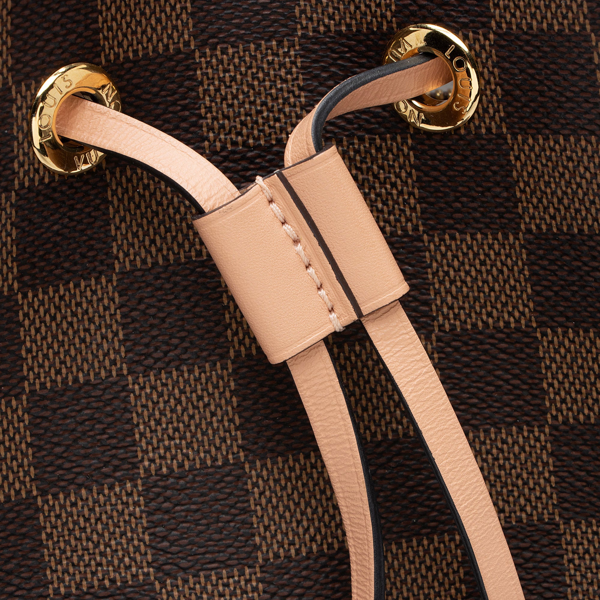 Louis Vuitton Damier Ebene Neonoe Shoulder Bag (SHF-IktZOi)