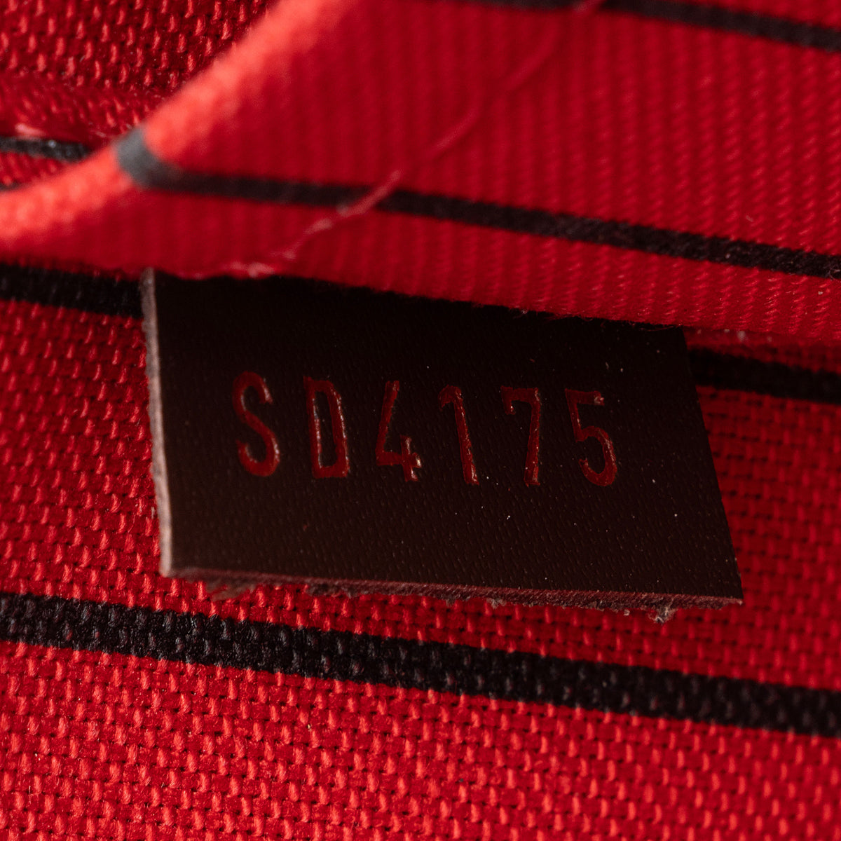 Louis Vuitton Damier Ebene Neverfull GM Pochette