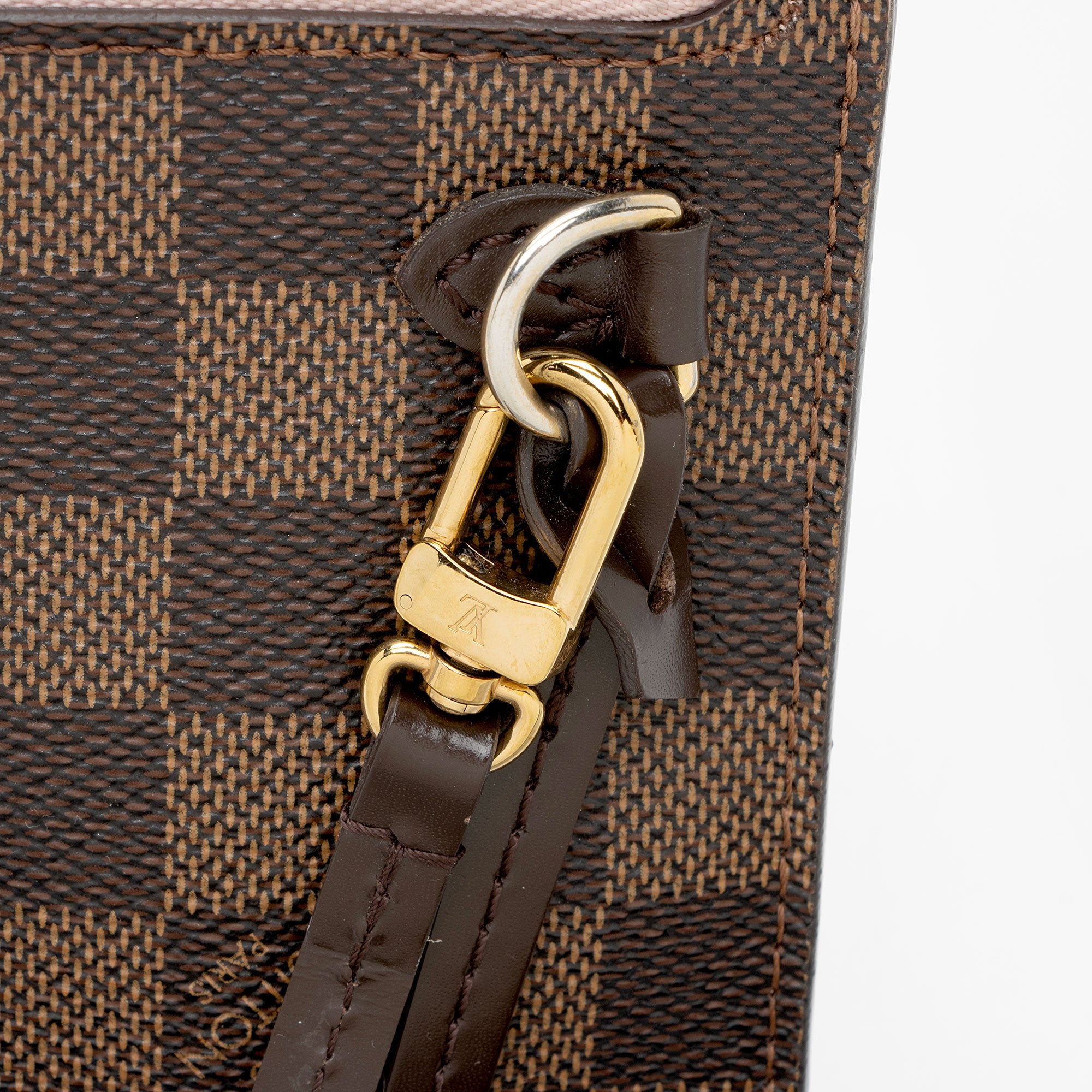 Louis Vuitton Damier Ebene Neverfull MM Pochette