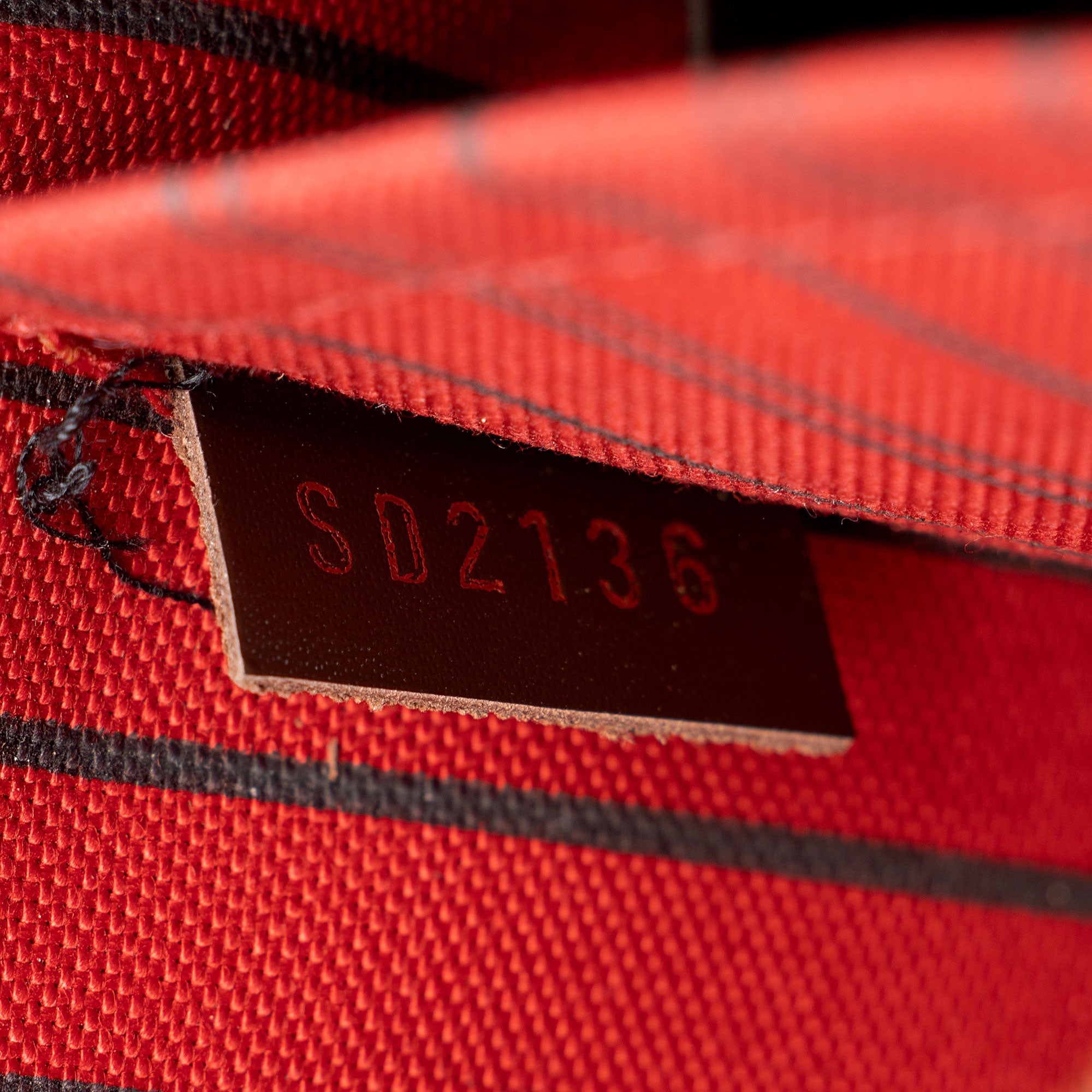 Louis Vuitton Damier Ebene Neverfull MM Pochette