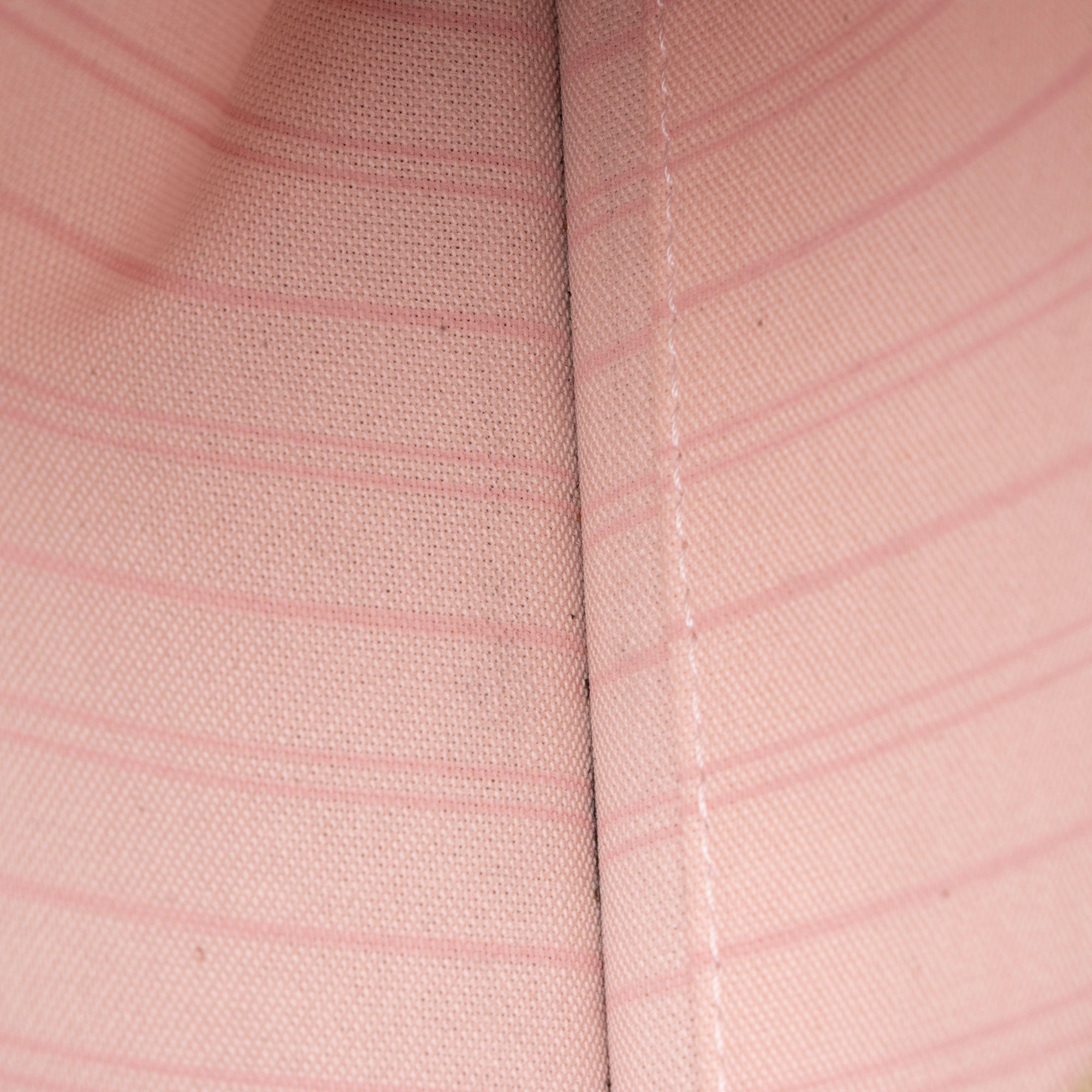 Louis Vuitton Damier Ebene Neverfull MM Pochette