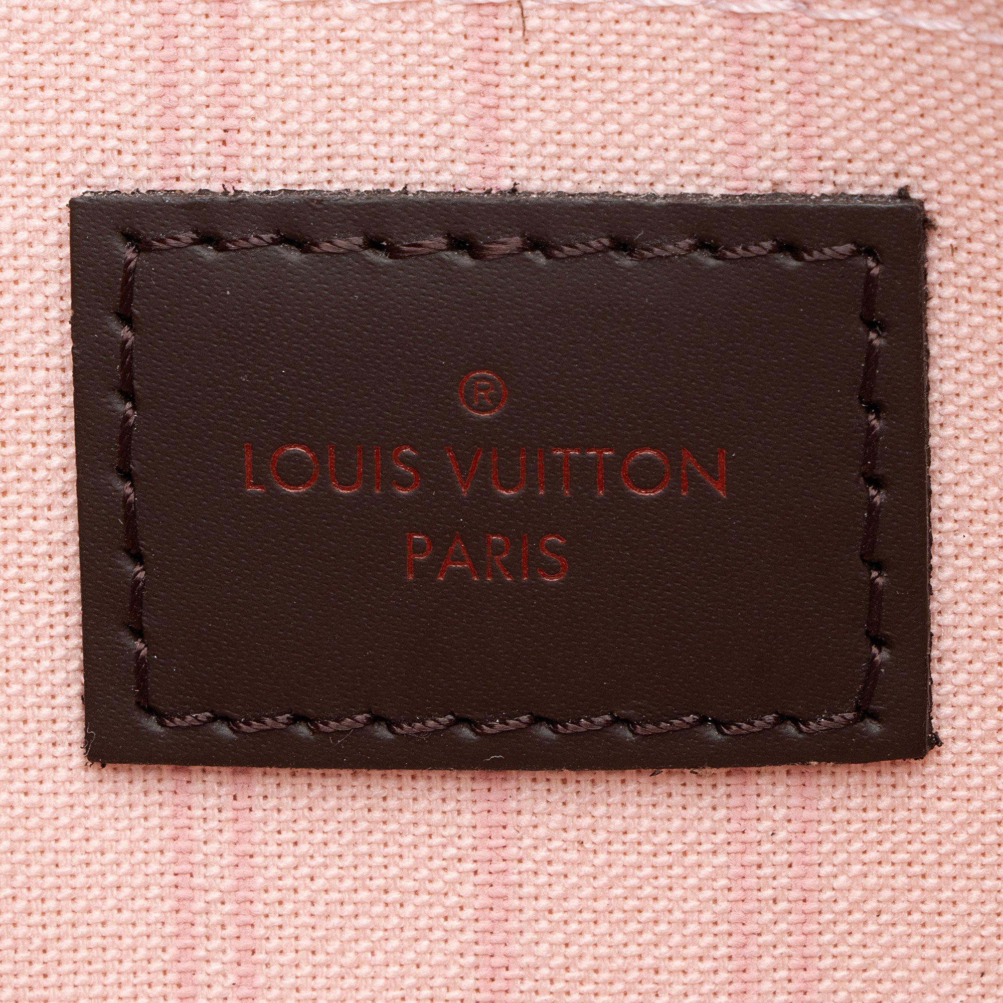 Louis Vuitton Damier Ebene Neverfull MM Pochette