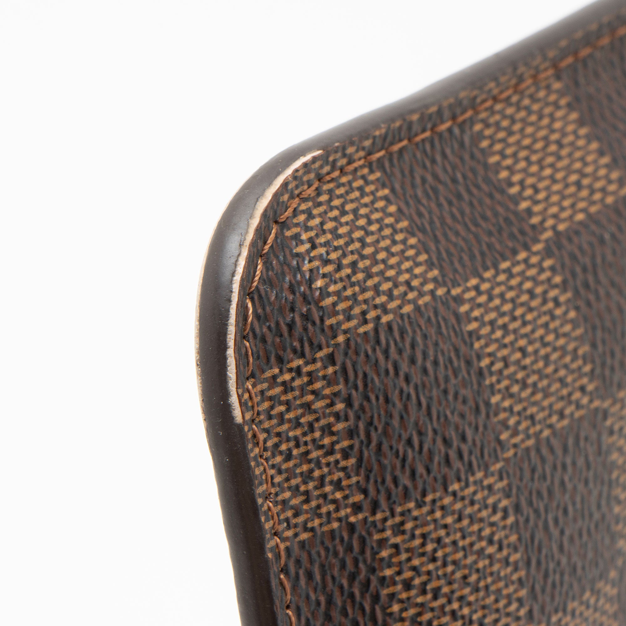Louis Vuitton Damier Ebene Neverfull MM Pochette