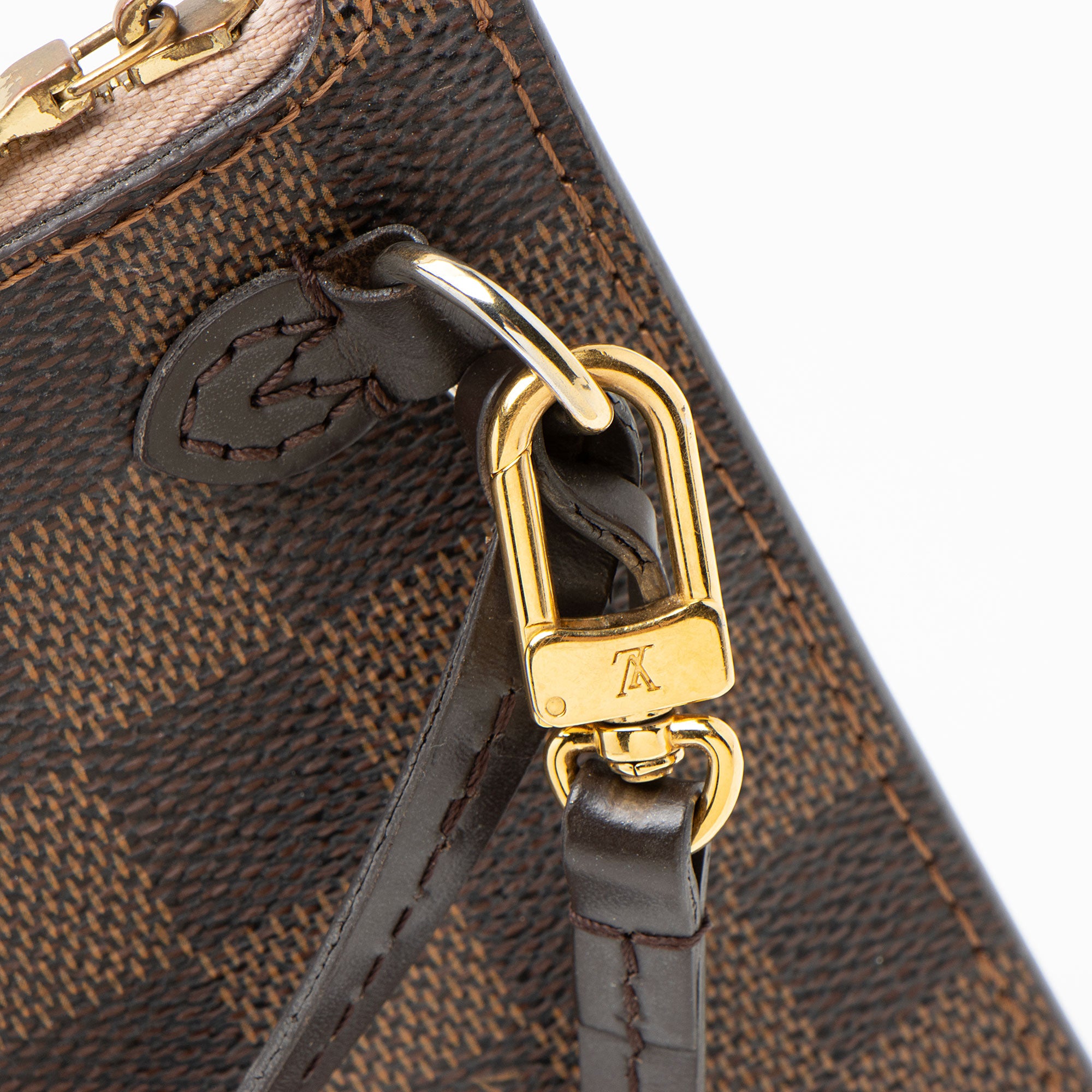 Louis Vuitton Damier Ebene Neverfull MM Pochette