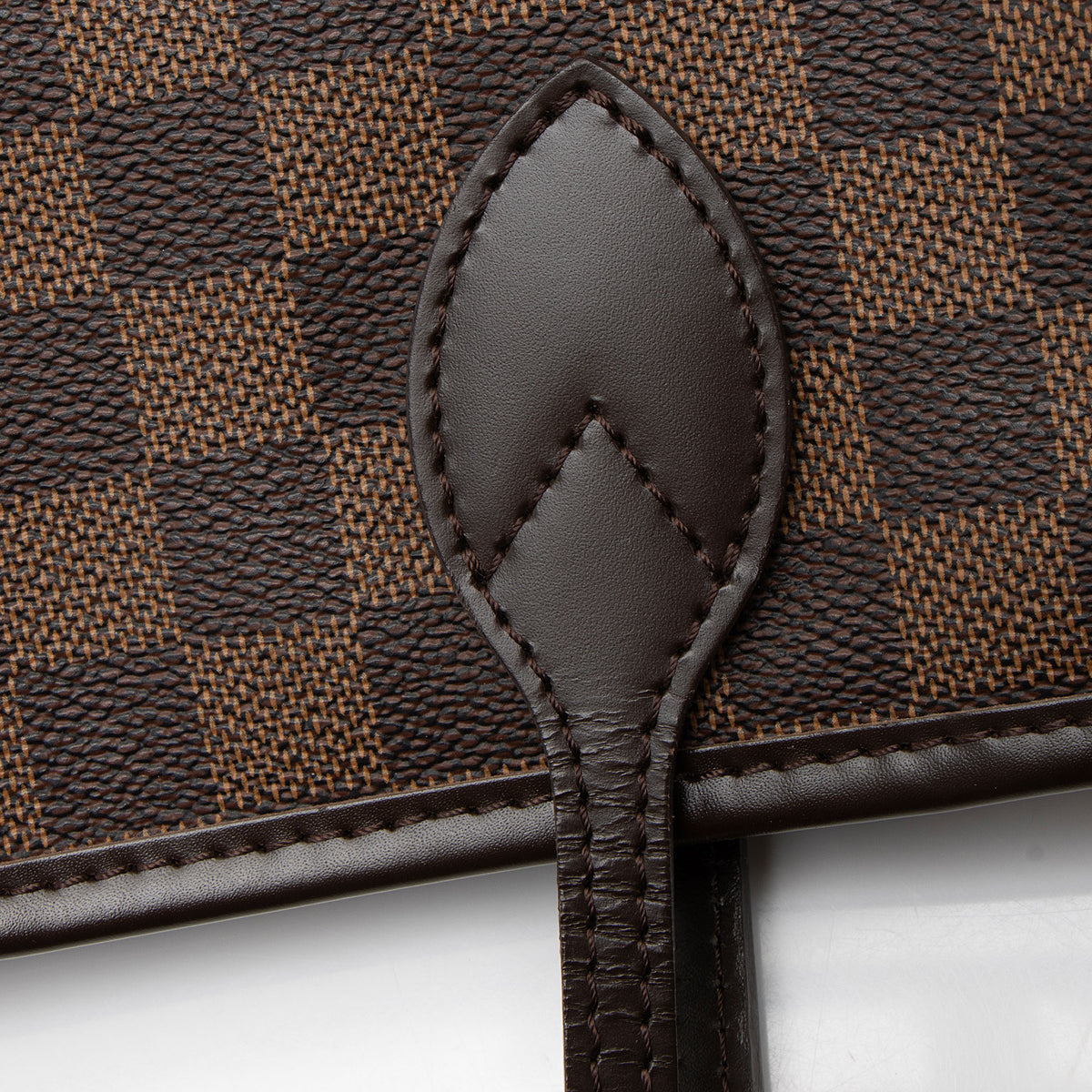 Louis Vuitton Damier Ebene Neverfull MM Tote