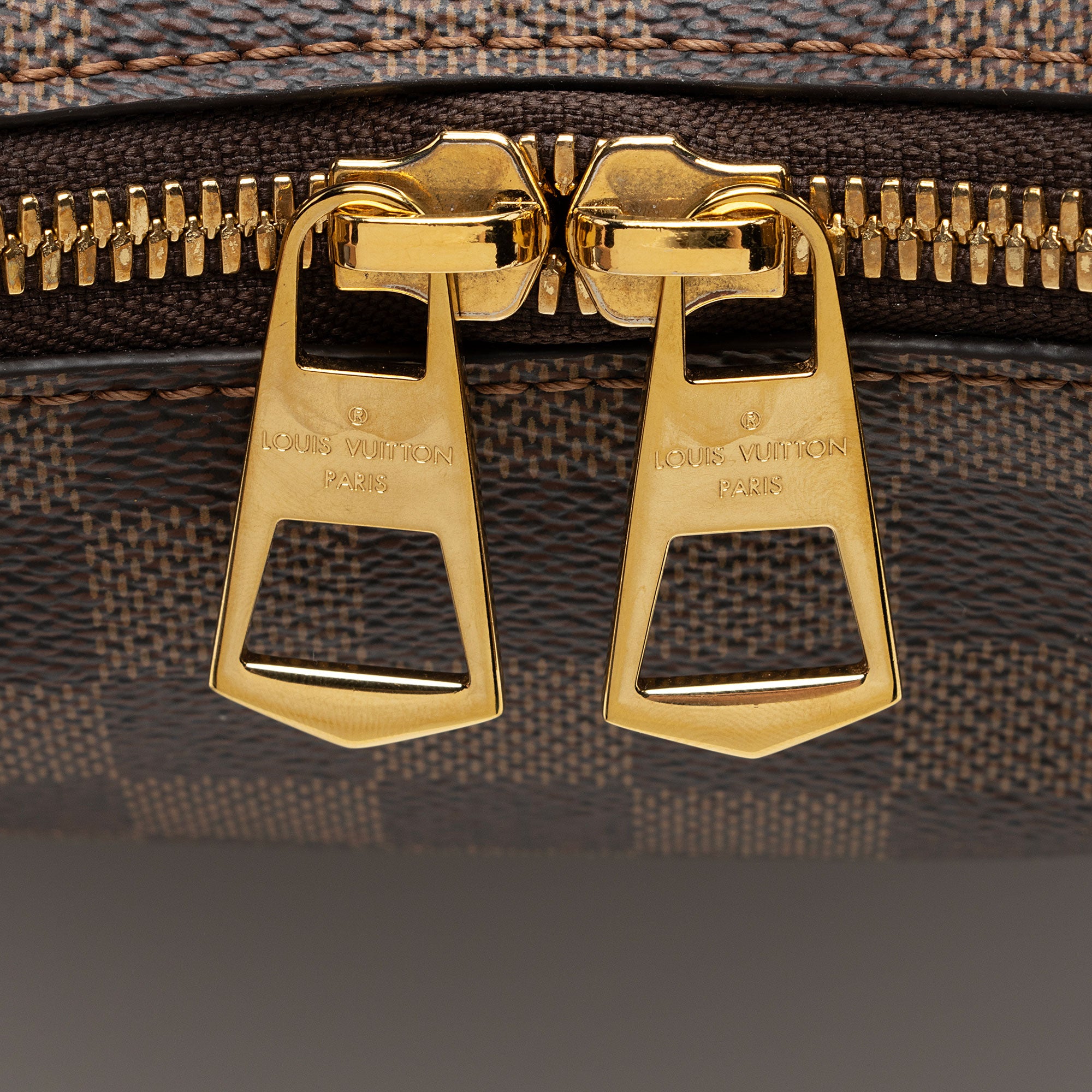 Louis Vuitton Damier Ebene Odeon MM NM Shoulder Bag (SHF-ocjUxU)