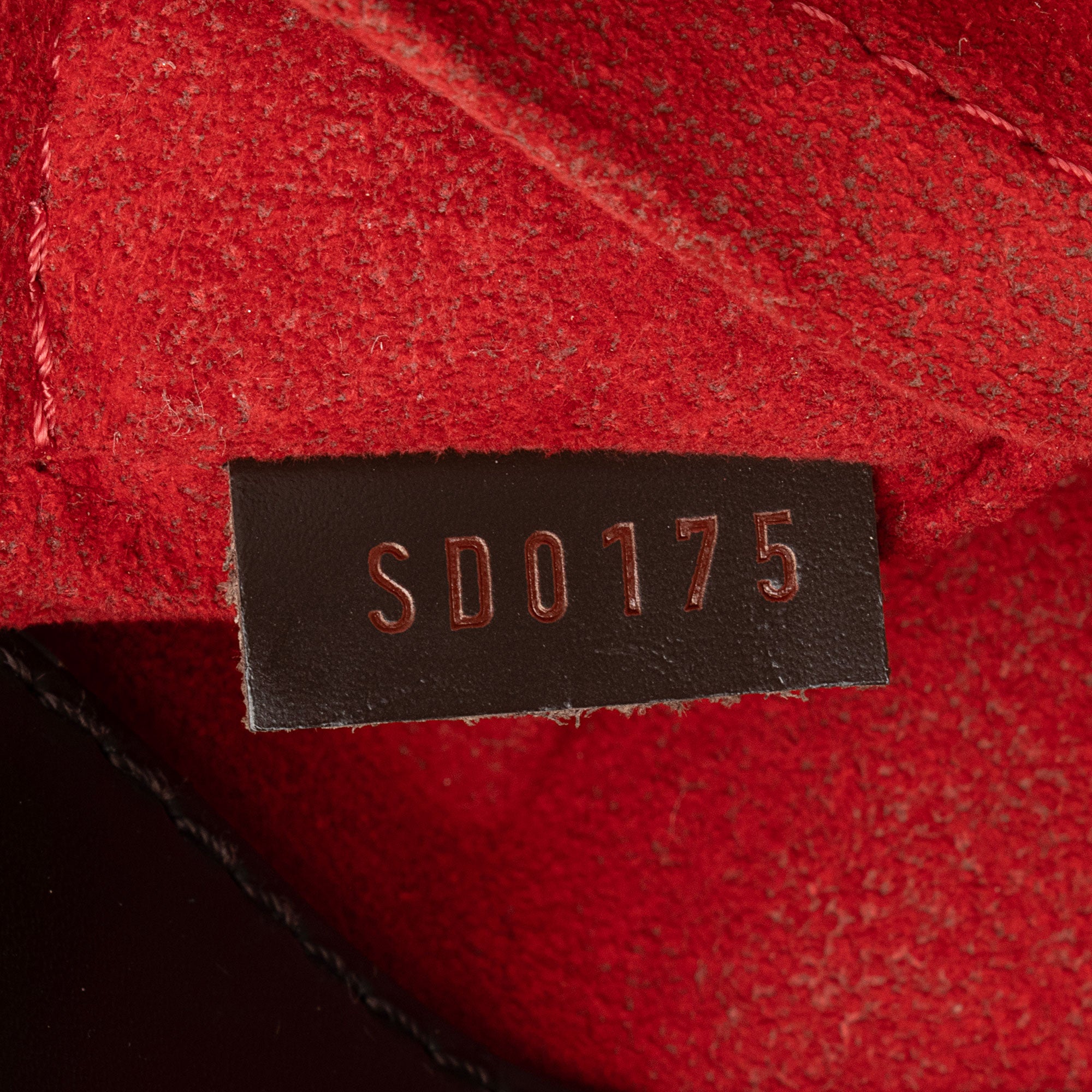 Louis Vuitton Damier Ebene Rivoli MM Satchel (SHF-ofICj3)