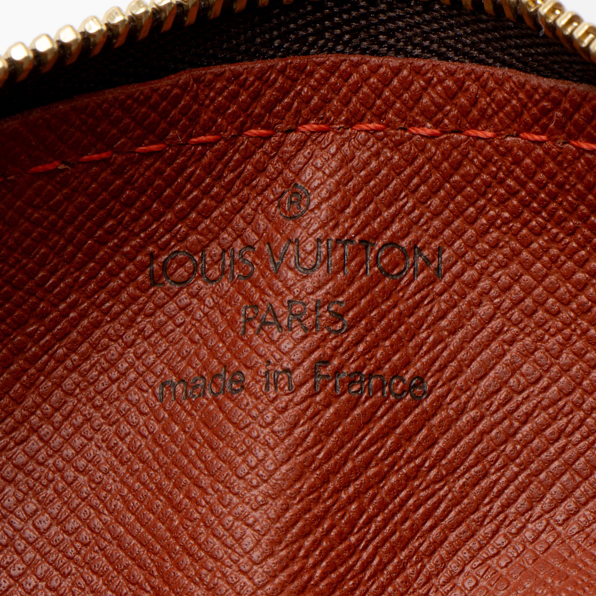 Louis Vuitton Damier Ebene Round Pochette
