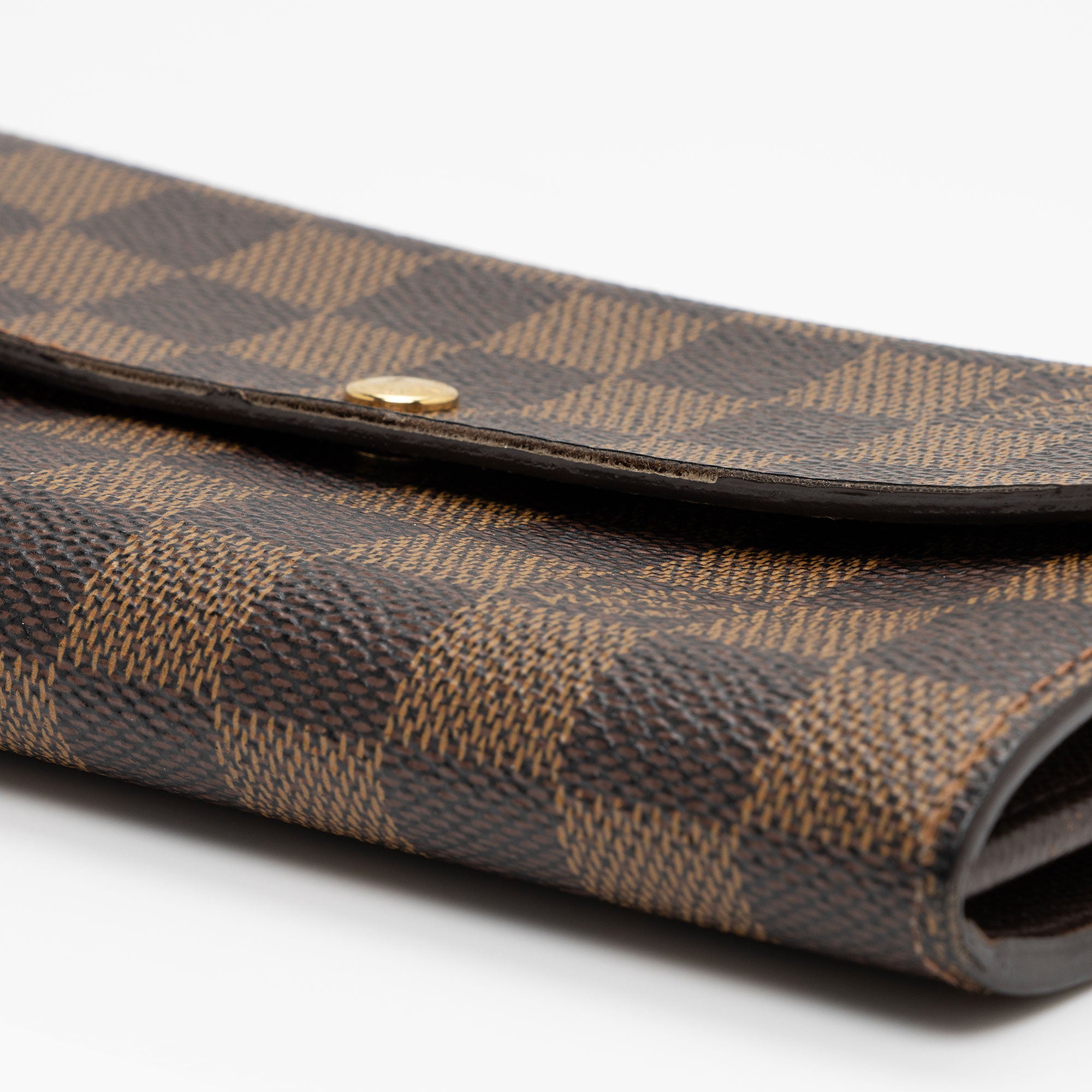 Louis Vuitton Damier Ebene Sarah Wallet (SHF-CpNxea)