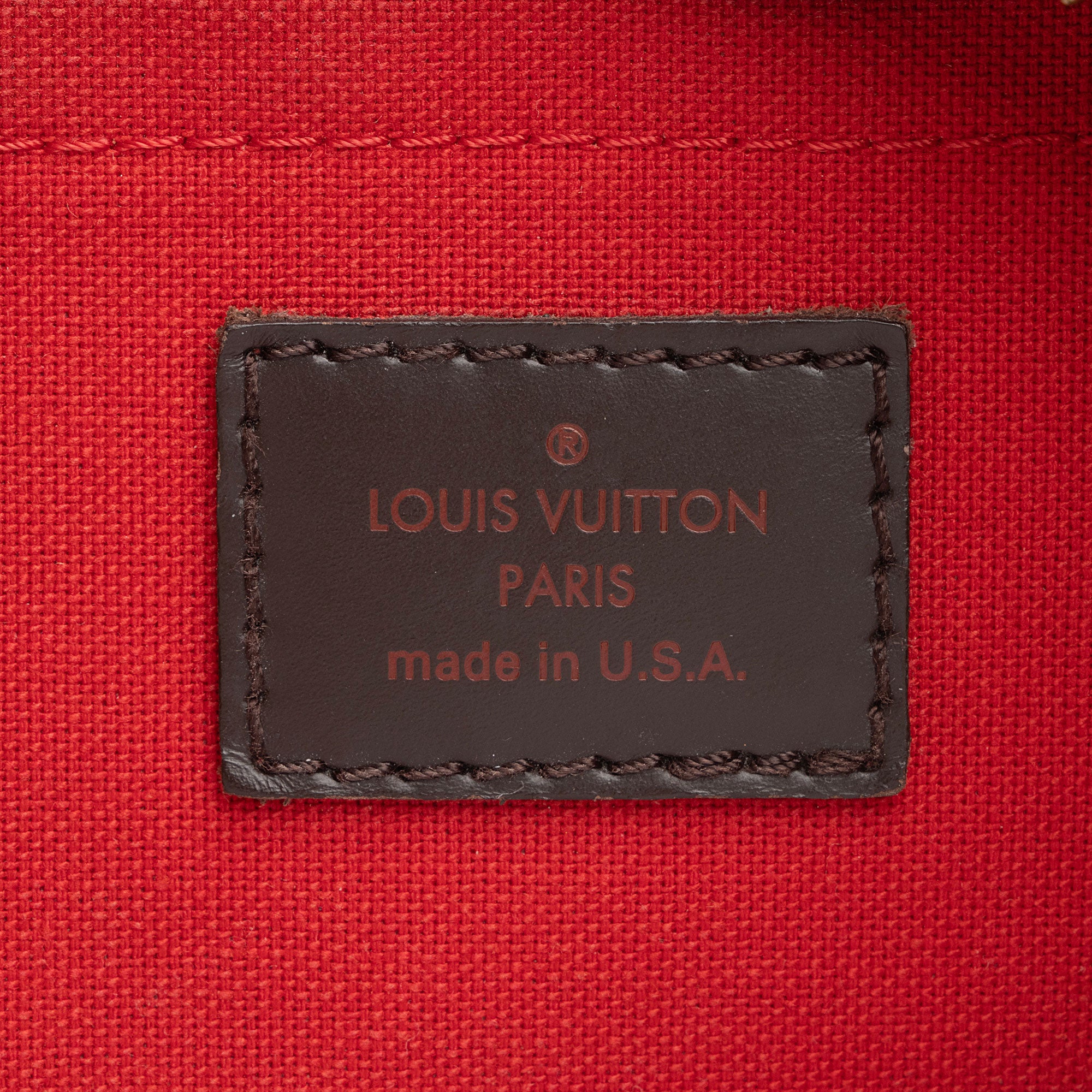 Louis Vuitton Damier Ebene Thames GM Shoulder Bag (SHF-2YfAQM)