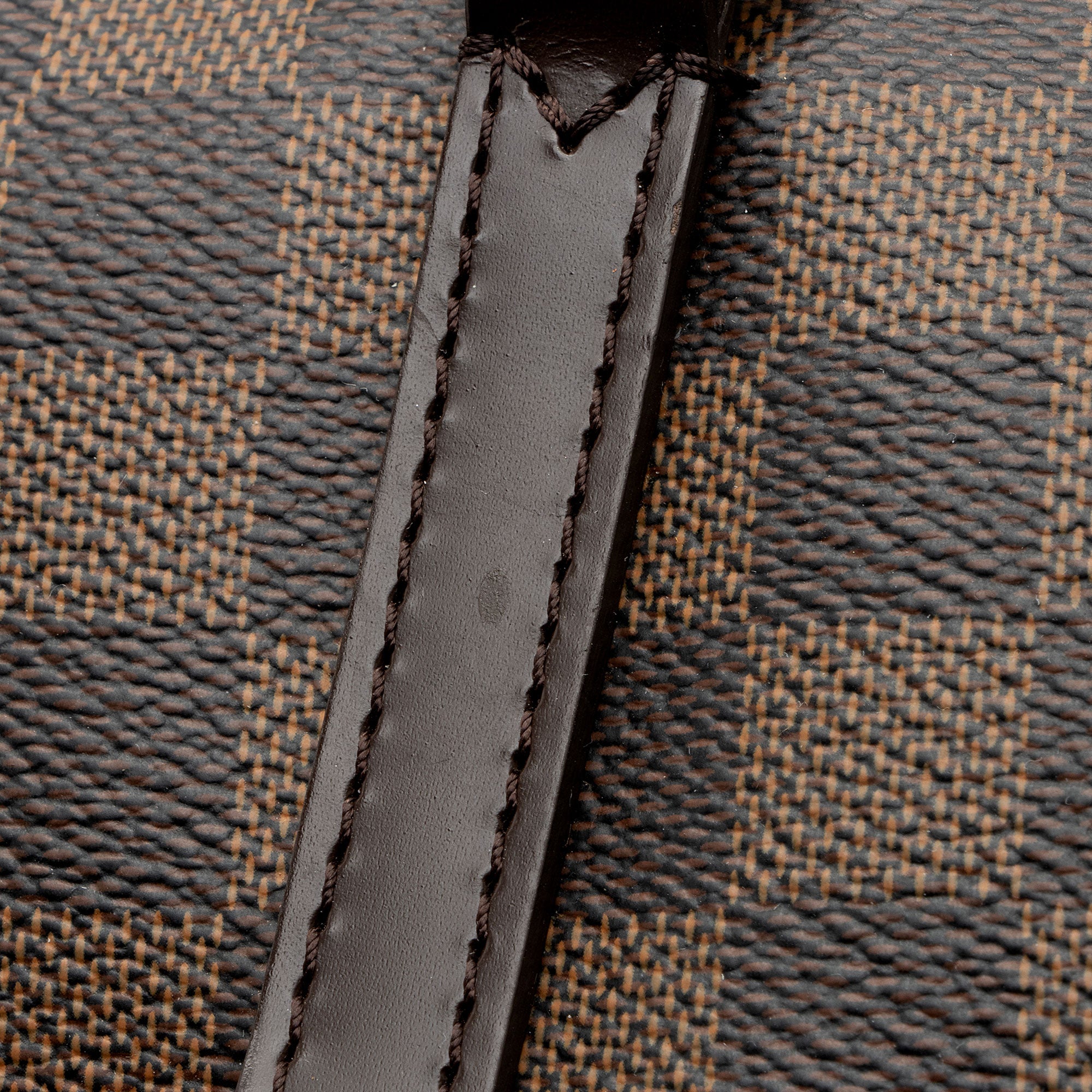 Louis Vuitton Damier Ebene Totally MM Tote (SHF-pBjTV3)