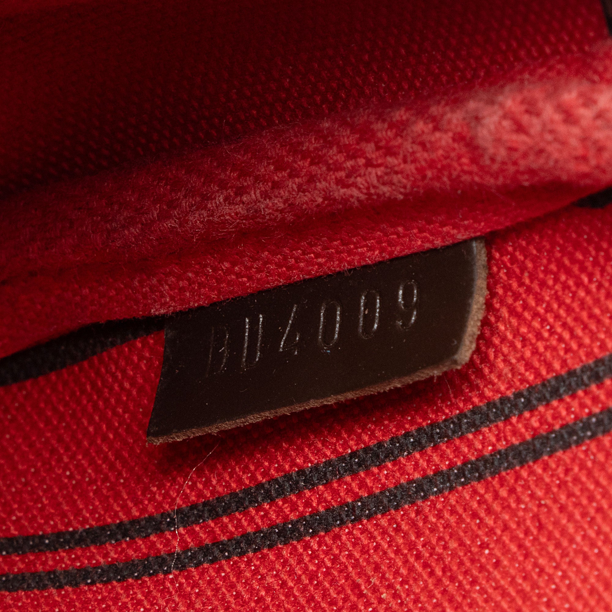 Louis Vuitton Damier Ebene Trunks & Bags Mini Pochette Accessoires (SHF-p83GW4)