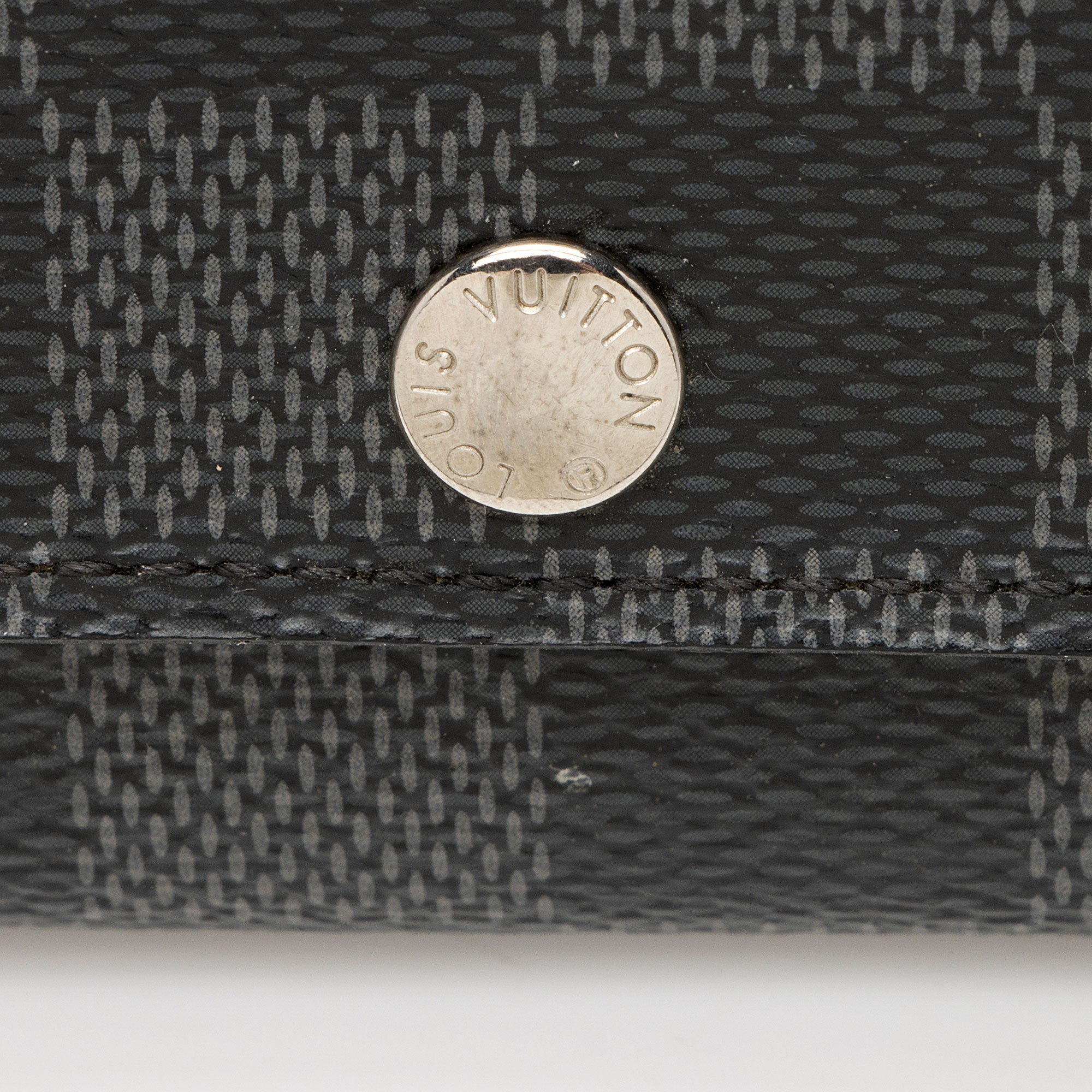 Louis Vuitton Damier Graphite 6 Key Holder