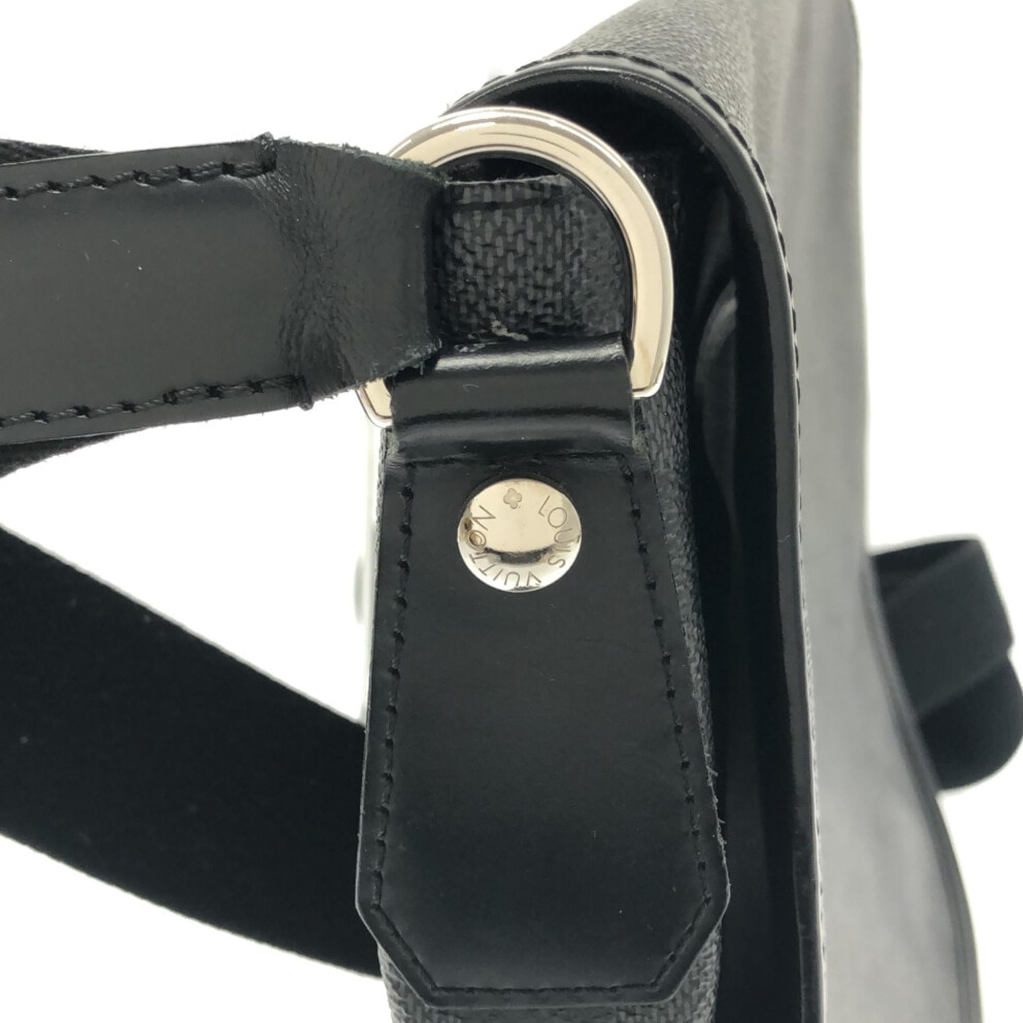 Louis Vuitton Damier Graphite Daniel MM (SHG-54I32u)