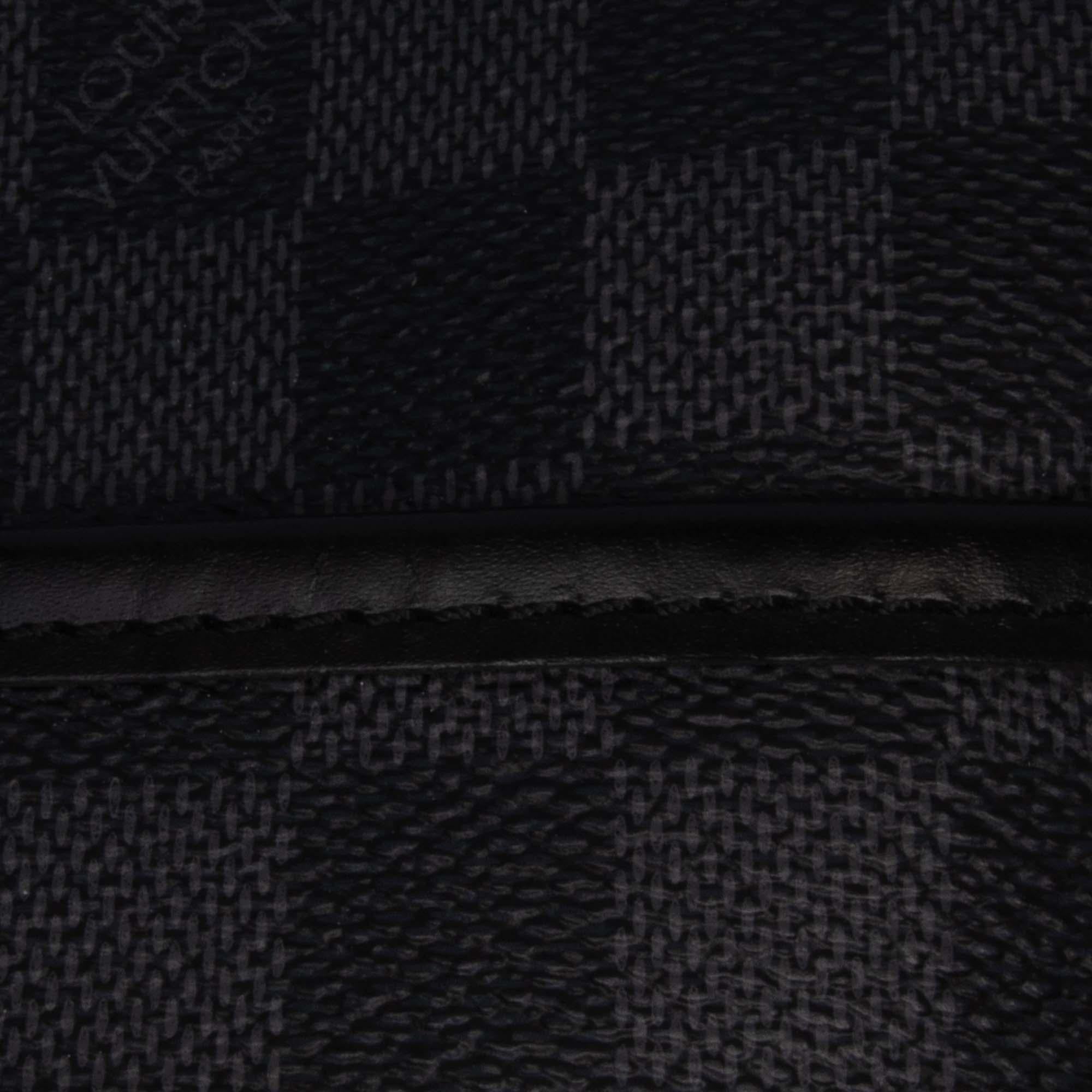 Louis Vuitton Damier Graphite Daniel MM