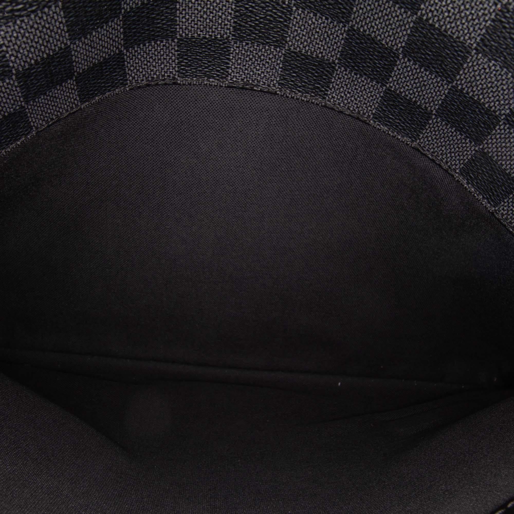 Louis Vuitton Damier Graphite Daniel MM