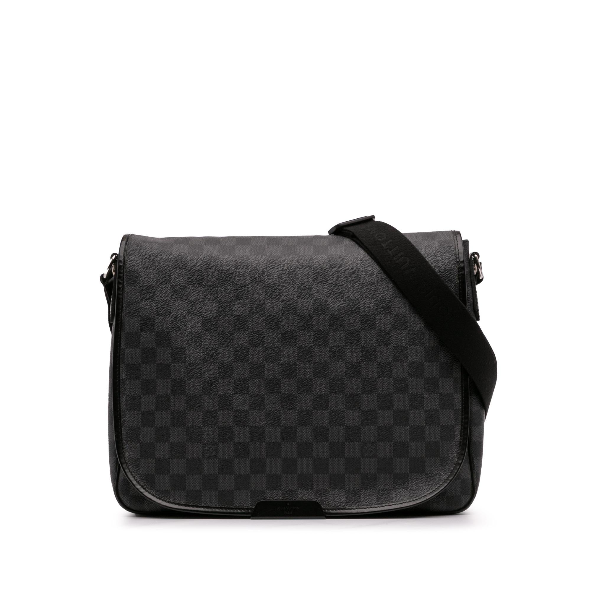 Louis Vuitton Damier Graphite Daniel MM