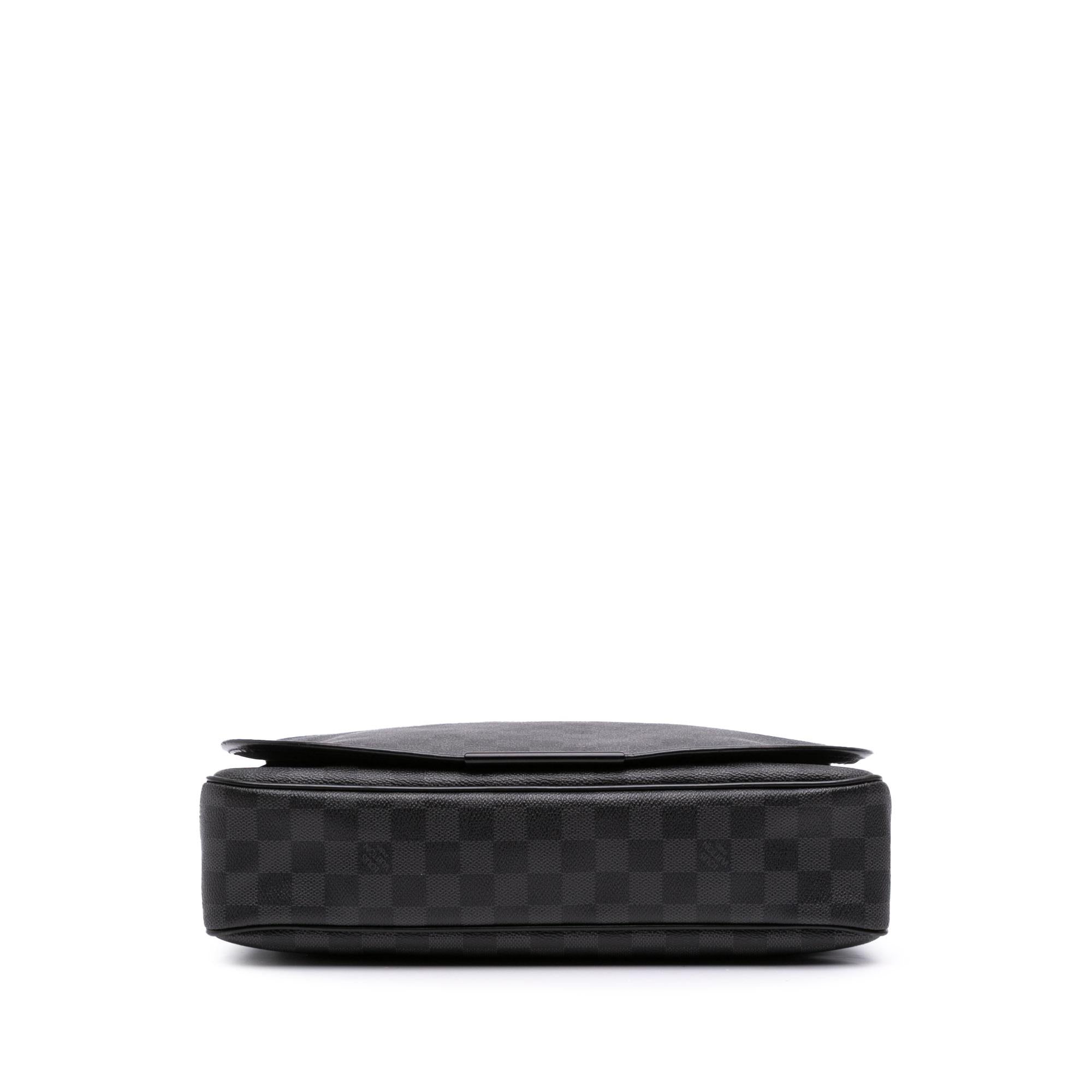 Louis Vuitton Damier Graphite Daniel MM
