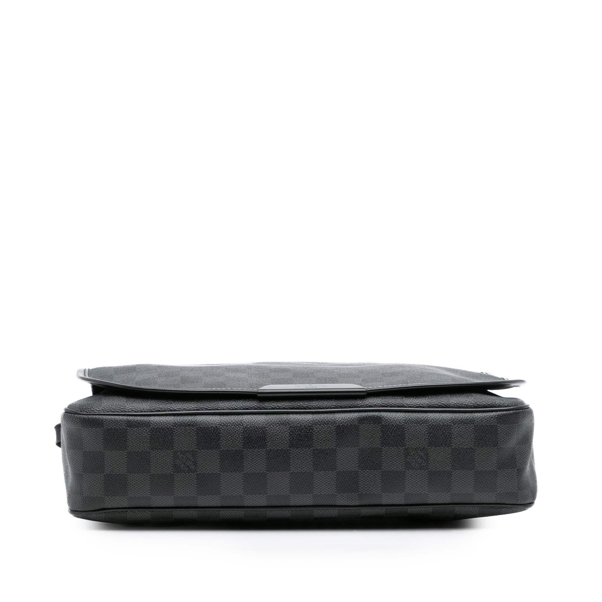 Louis Vuitton Damier Graphite Daniel MM