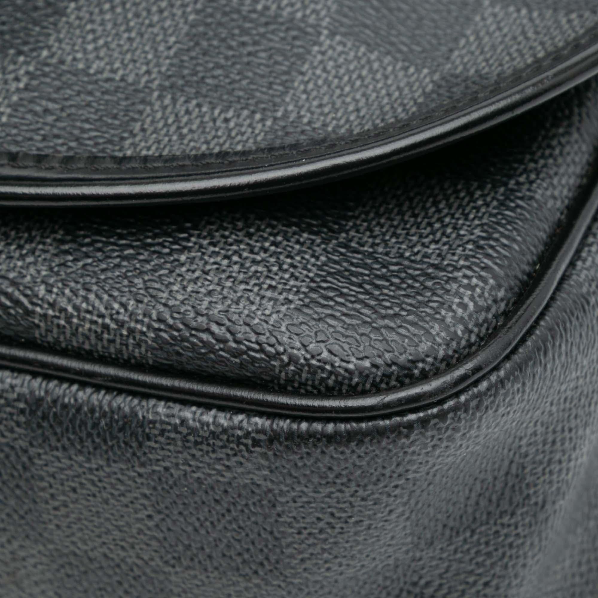 Louis Vuitton Damier Graphite Daniel MM