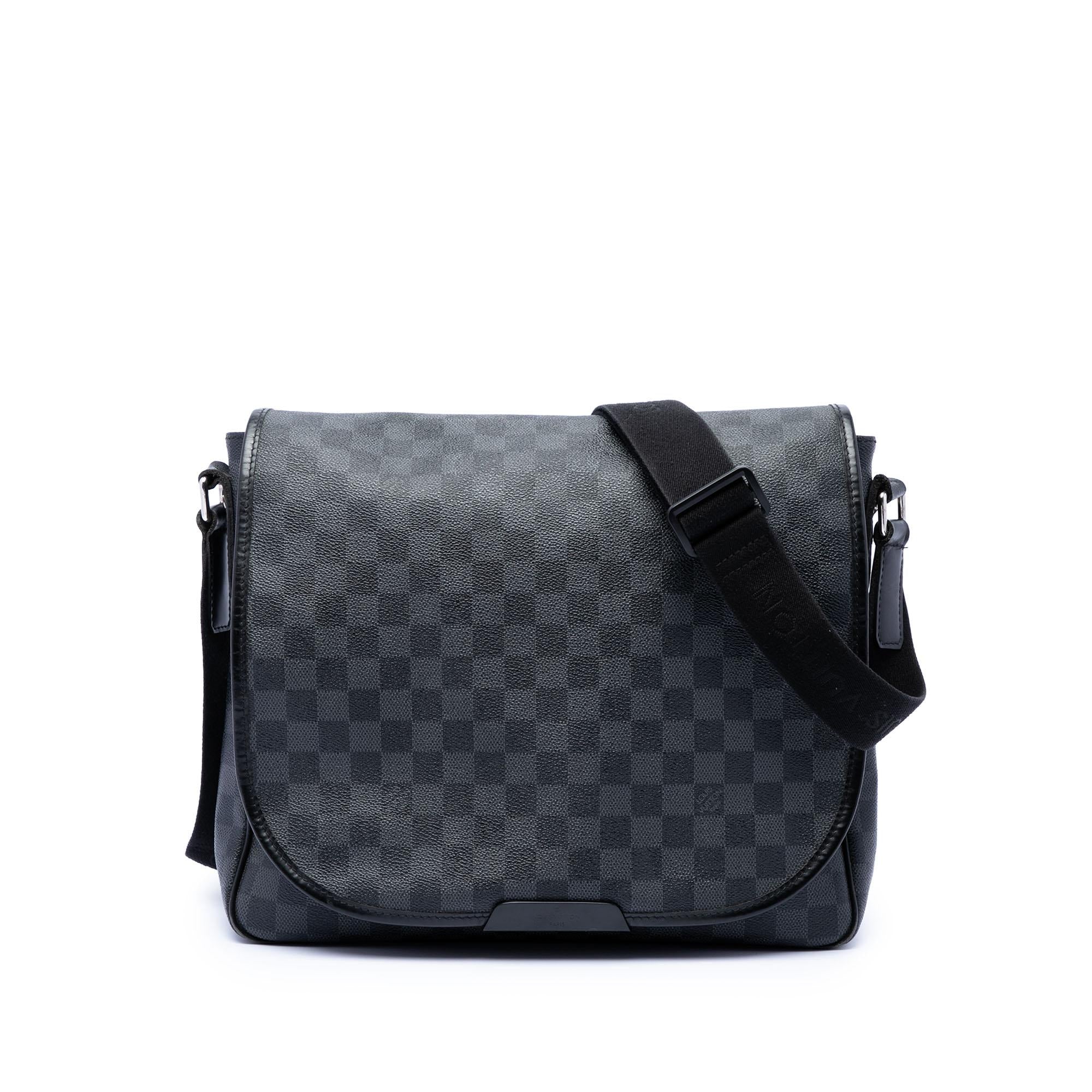 Louis Vuitton Damier Graphite Daniel MM