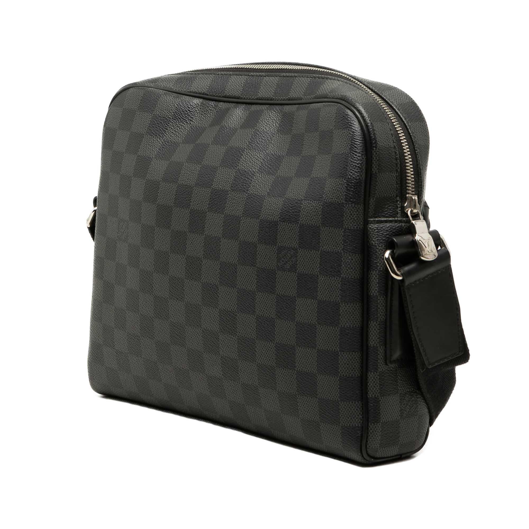 Louis Vuitton Damier Graphite Dayton Reporter PM