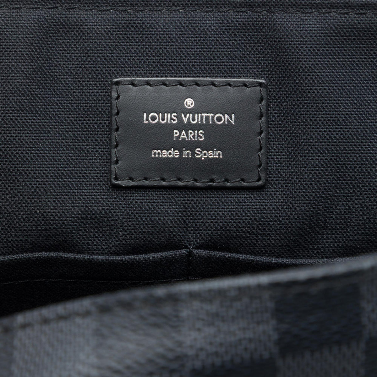 Louis Vuitton Damier Graphite District MM