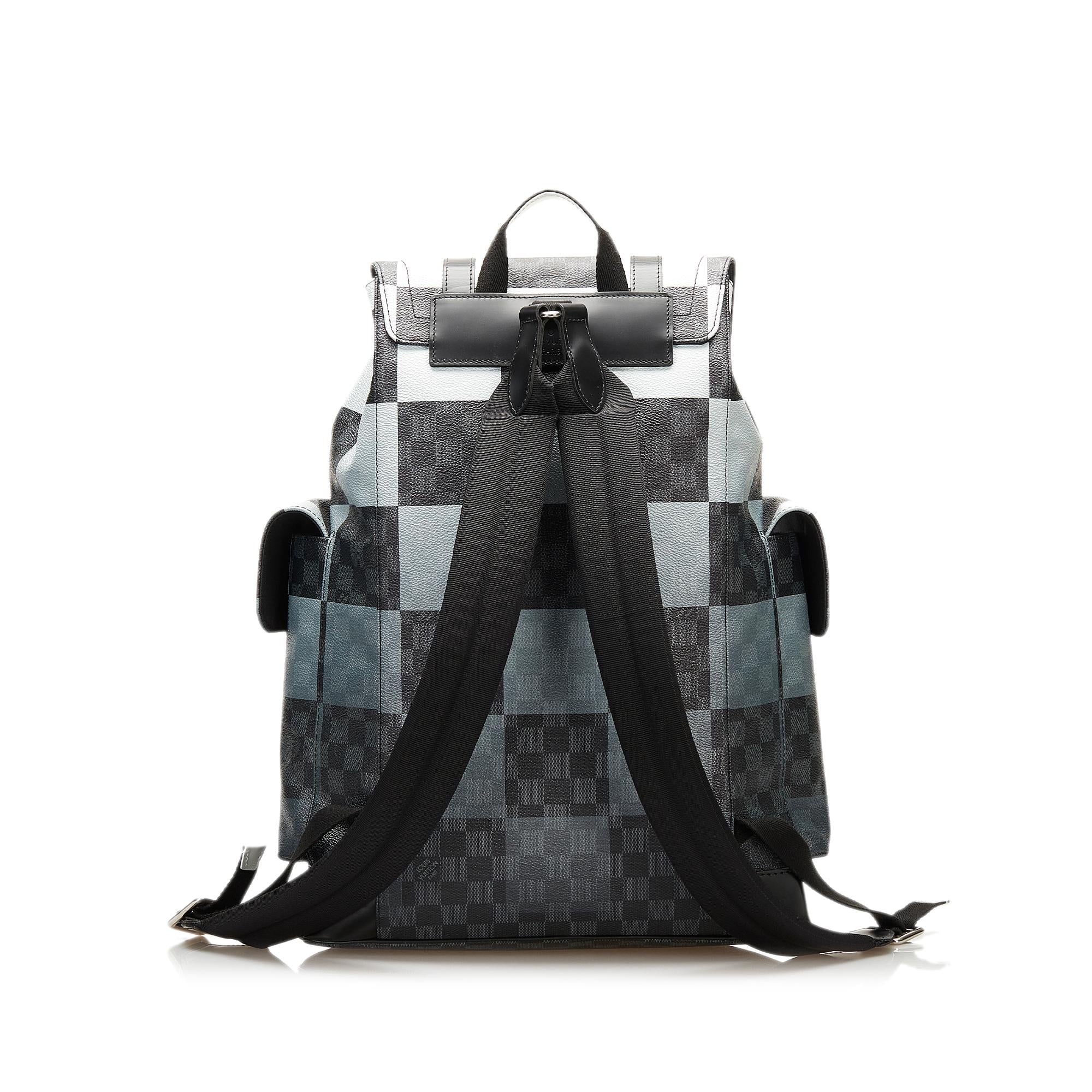 Louis Vuitton Damier Graphite Giant Christopher (SHG-37669)