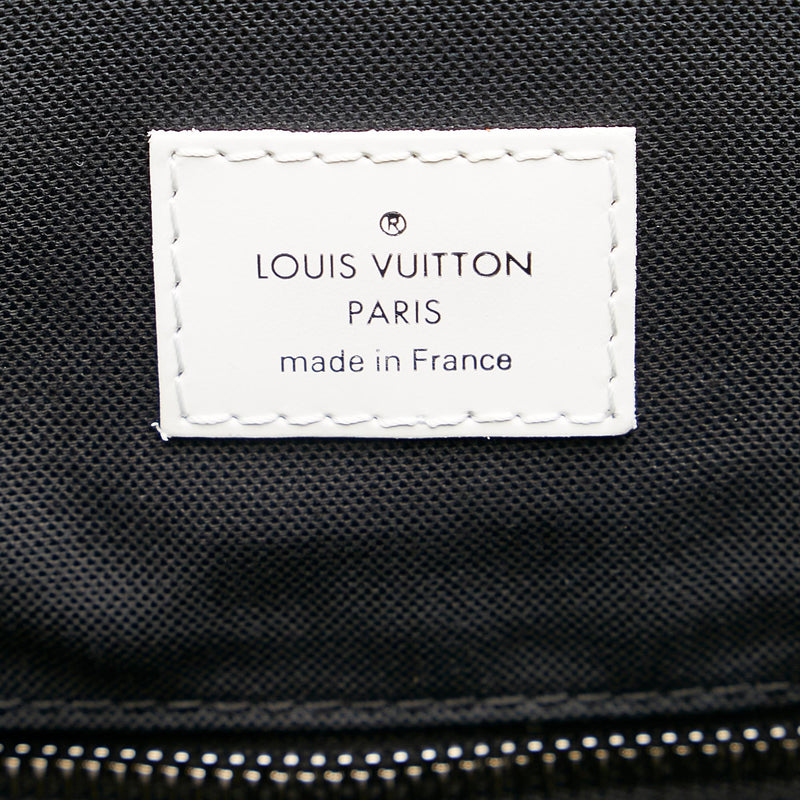 Louis Vuitton Damier Graphite Giant Christopher (SHG-37669)