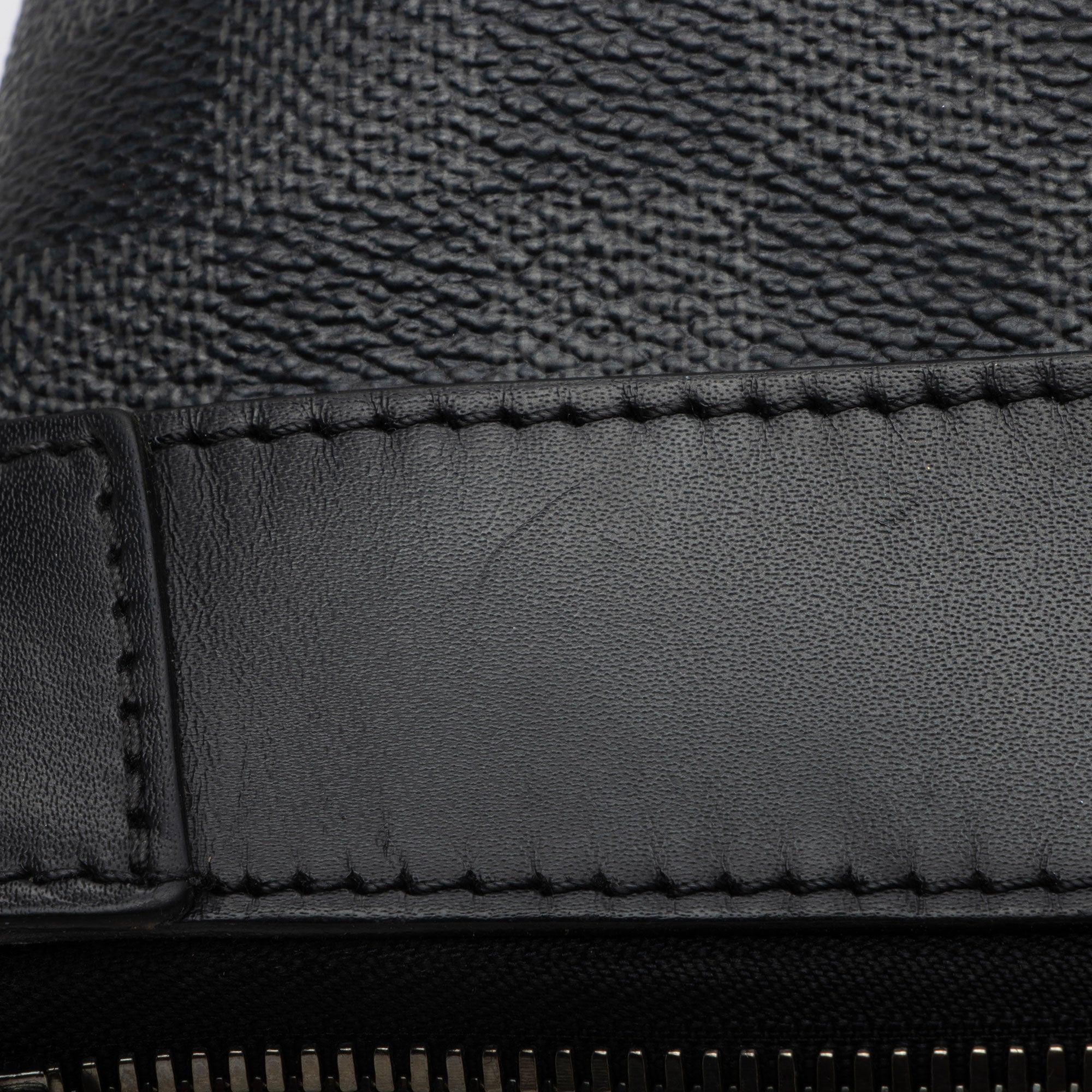 Louis Vuitton Damier Graphite Mick PM NM Messenger Bag (SHF-bwVdAg)