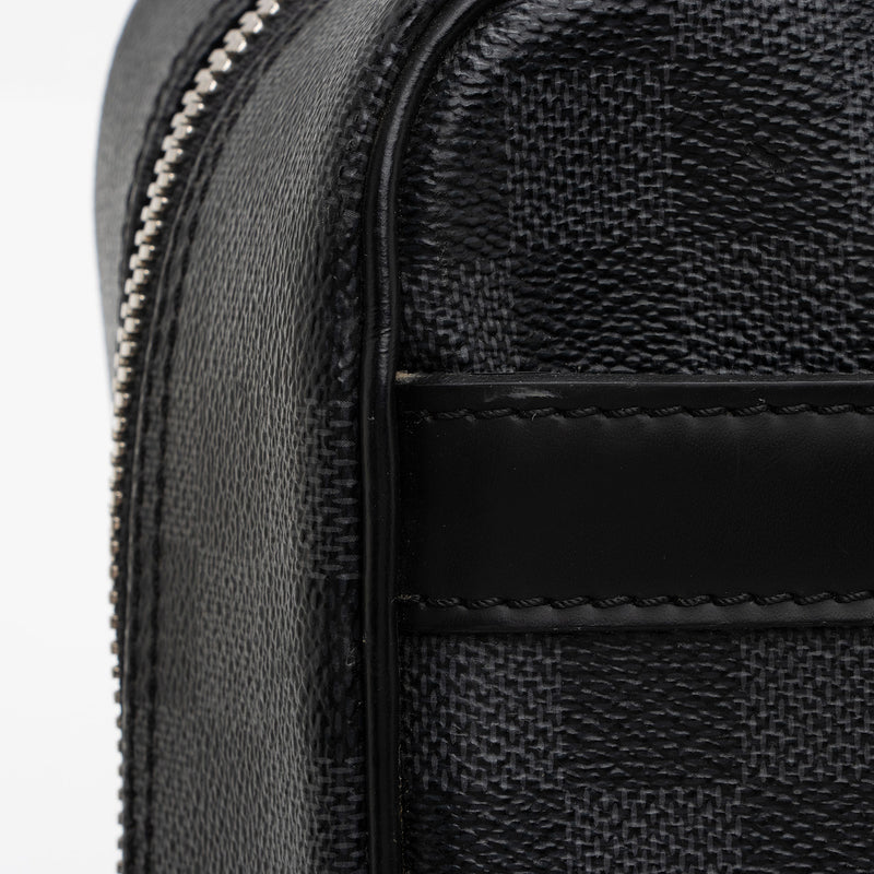 Louis Vuitton Damier Graphite Trocadero Messenger MM - Black