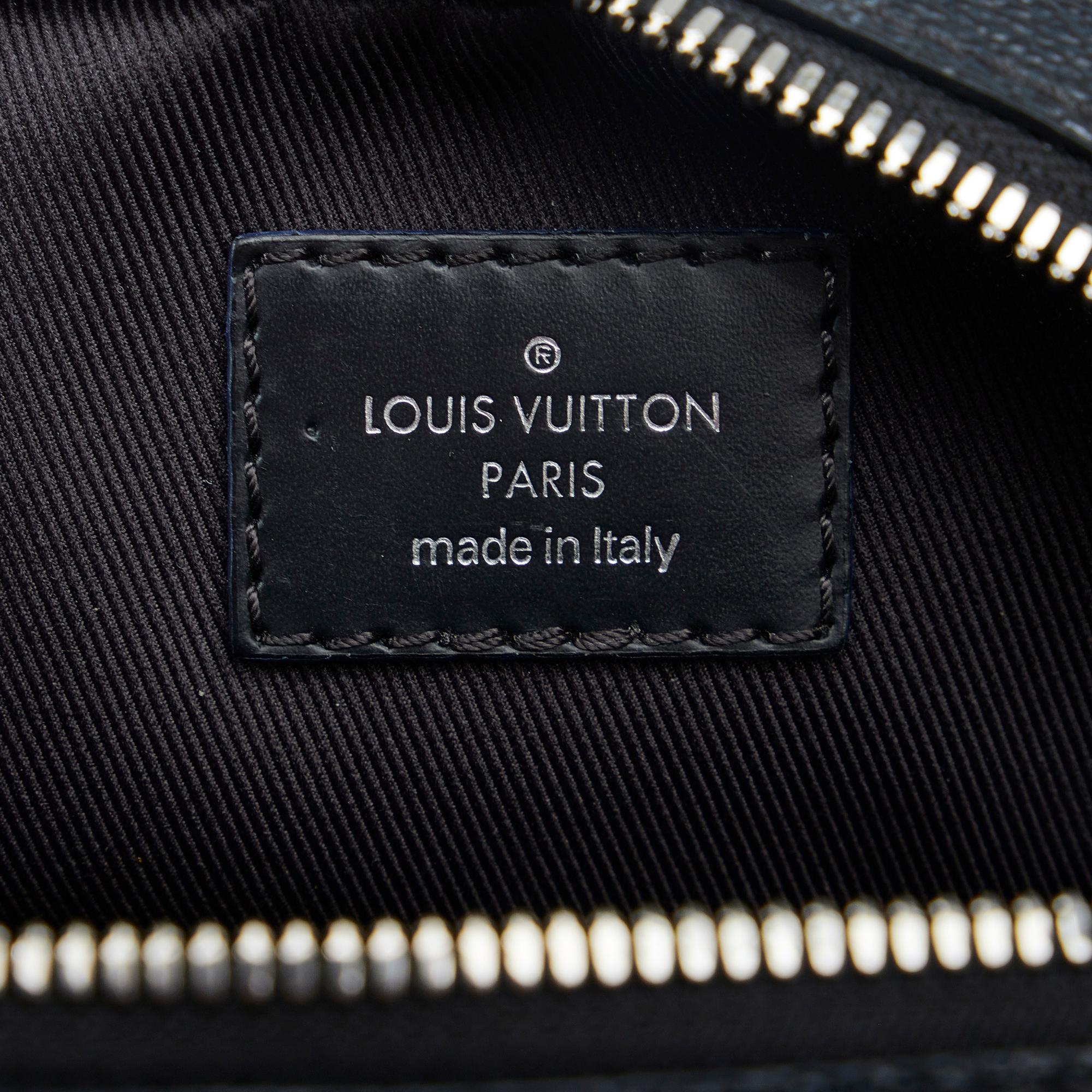 Louis Vuitton Damier Graphite Renaissance Map Danube Slim PM (SHG-S0NaGJ)