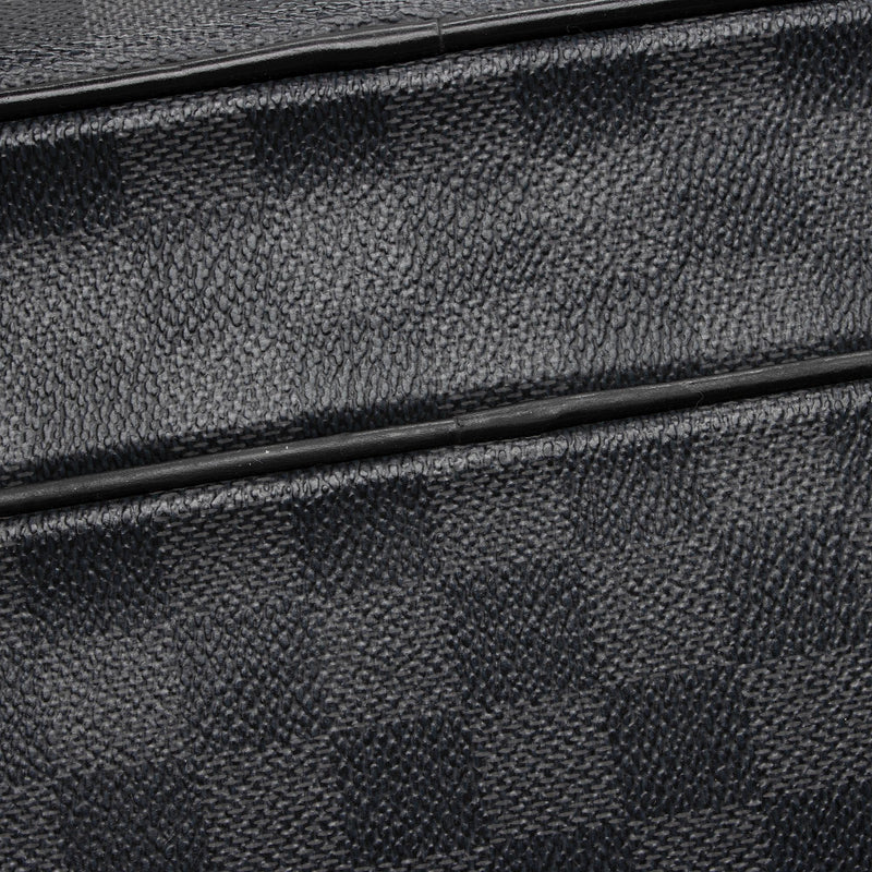 Louis Vuitton Damier Graphite Sac Leoh Messenger Bag (SHF-yLc74m) – LuxeDH