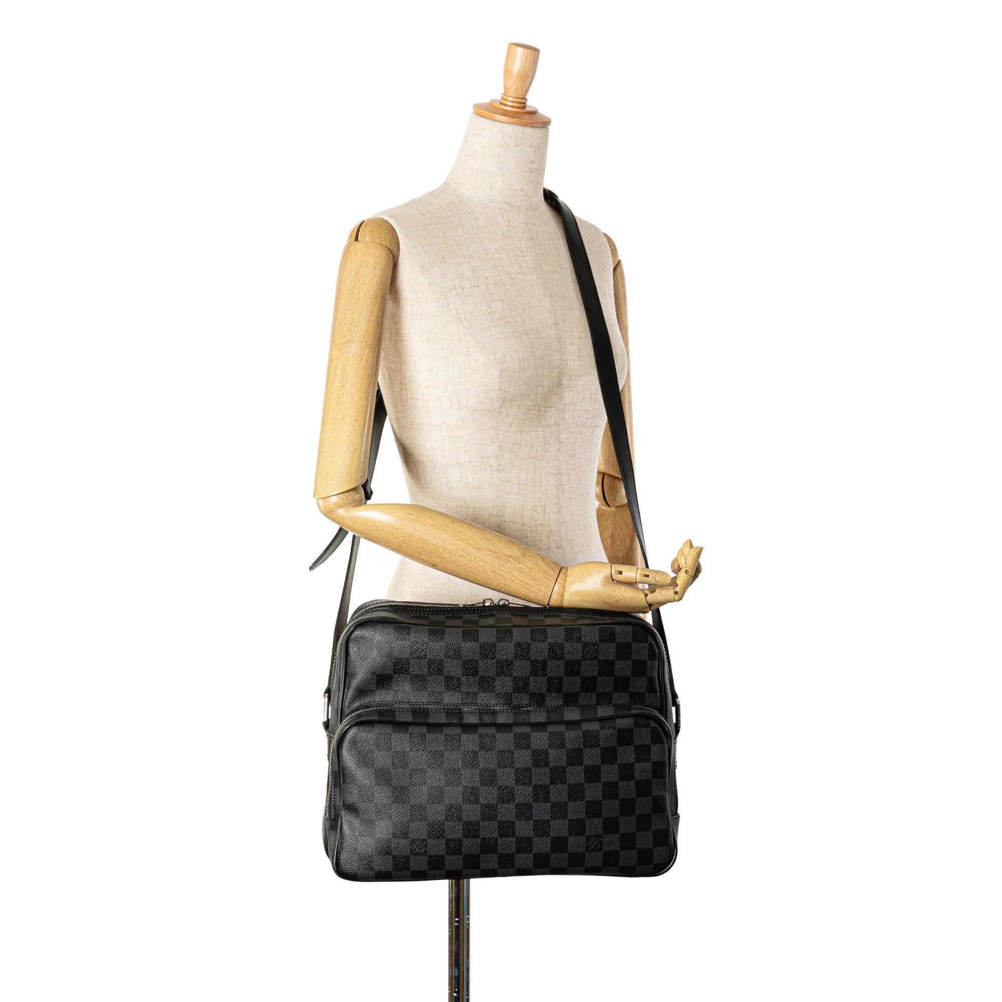 Louis Vuitton Damier Graphite Sac Leoh