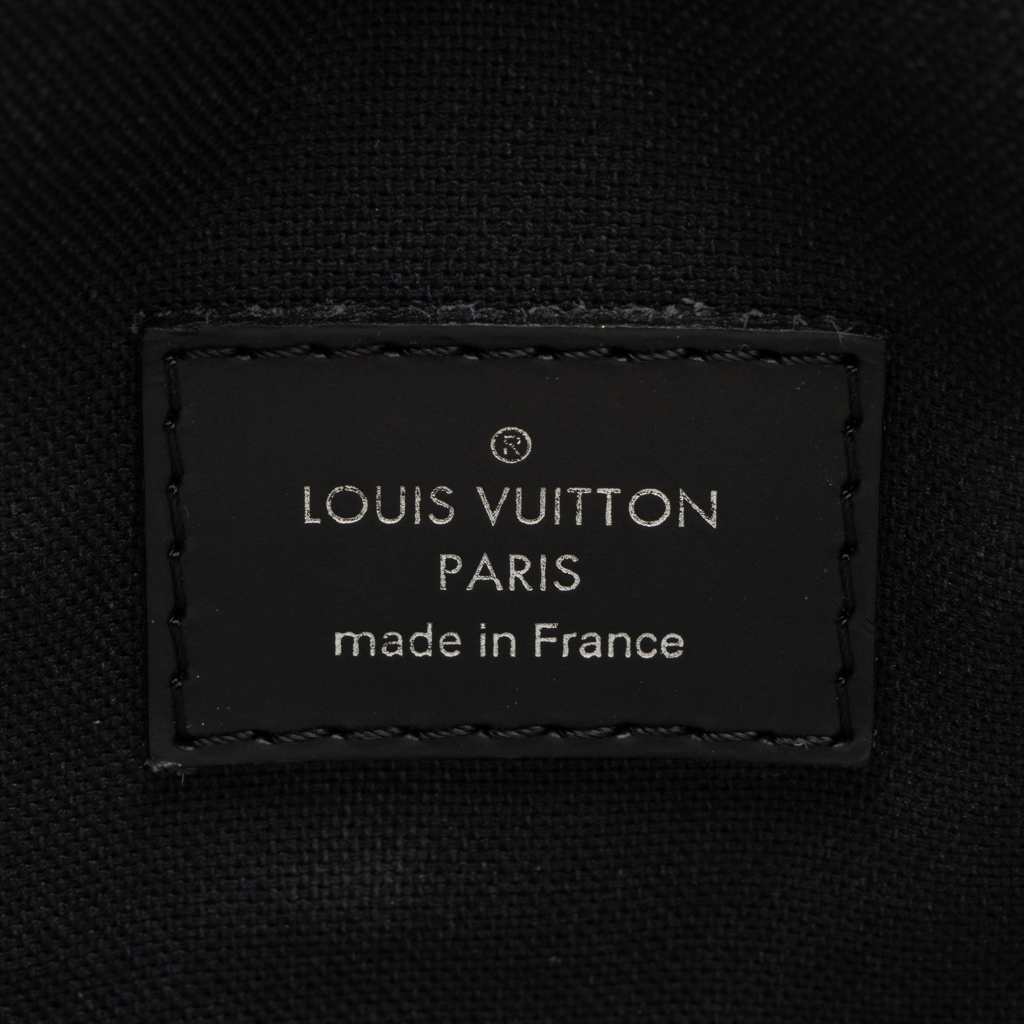 Louis Vuitton Damier Graphite Skyline MM Messenger