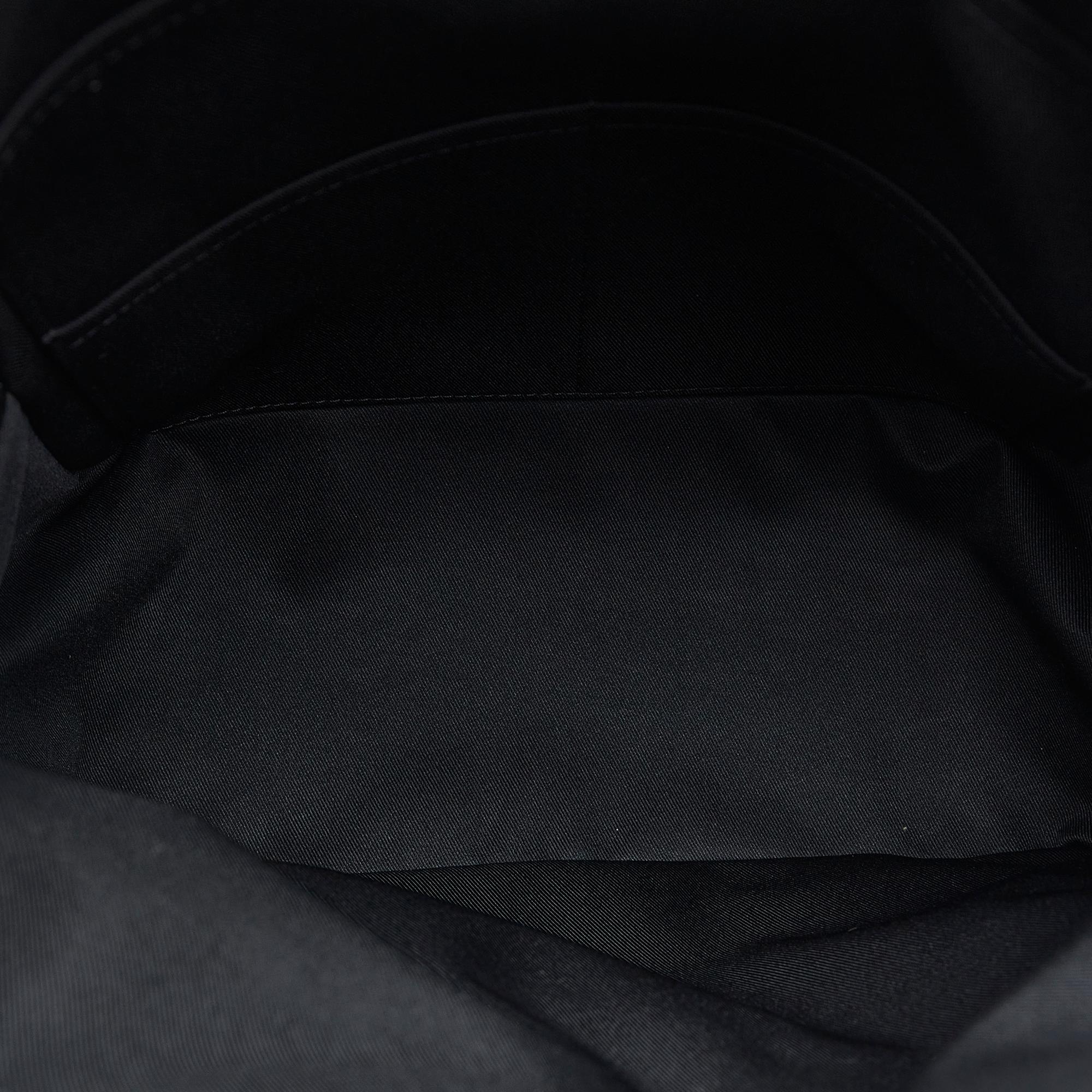Louis Vuitton Damier Infini Avenue Backpack (SHG-wDP3YN)