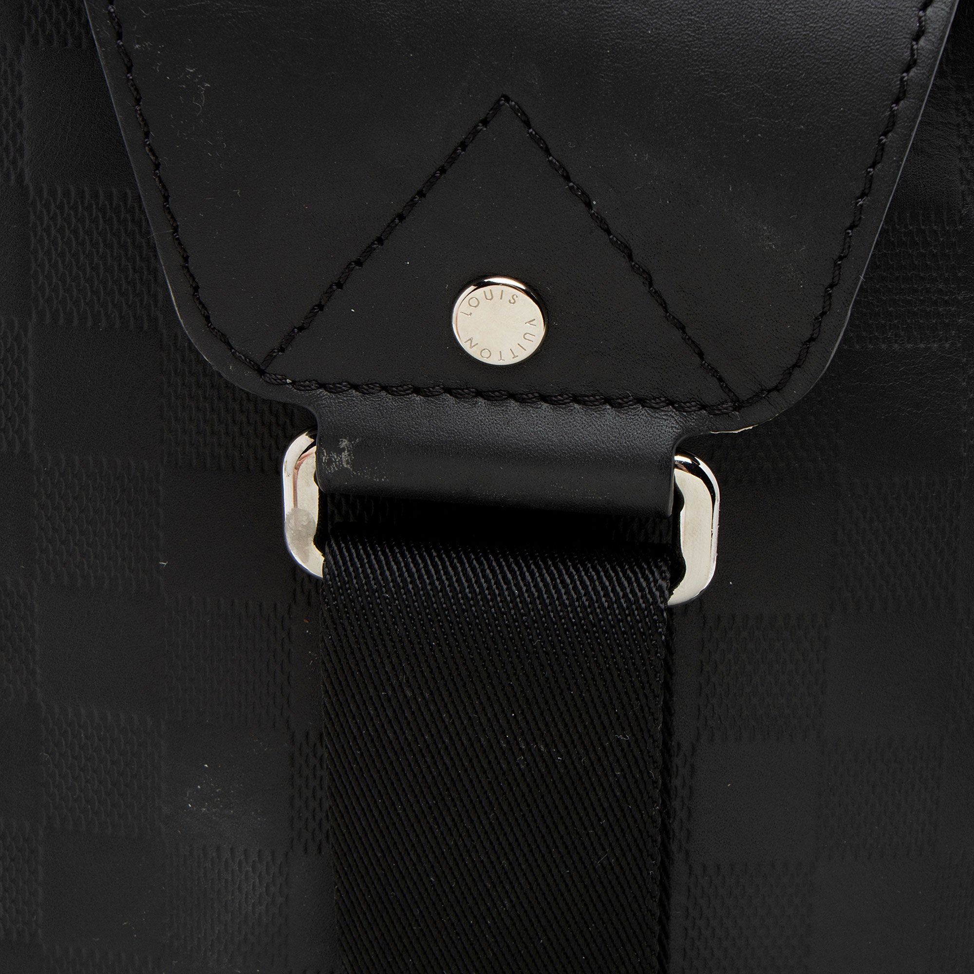 Louis Vuitton Damier Infini Avenue Sling NM Bag (SHF-NxP0LE)