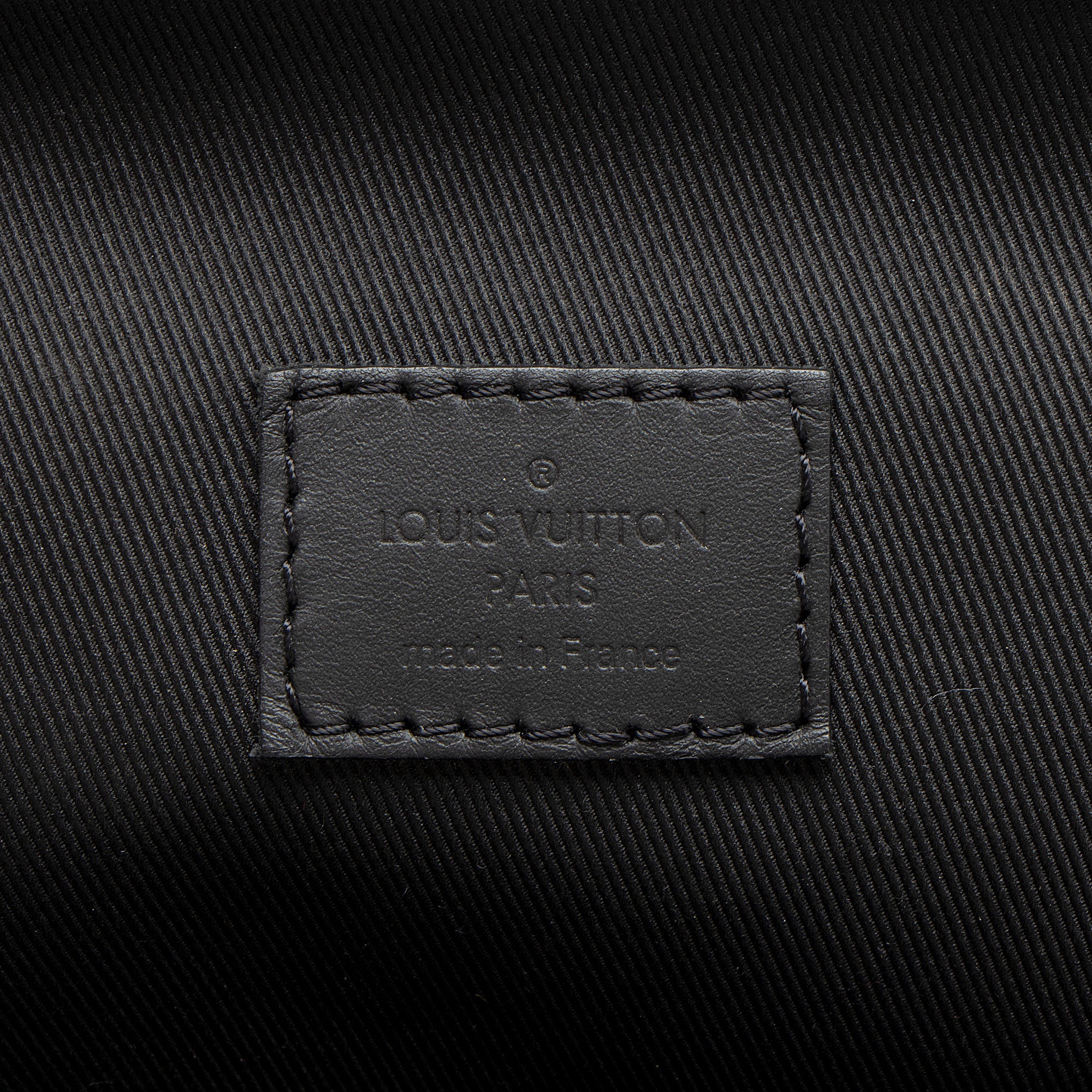 Louis Vuitton Damier Infini Avenue Sling NM Bag (SHF-NxP0LE)