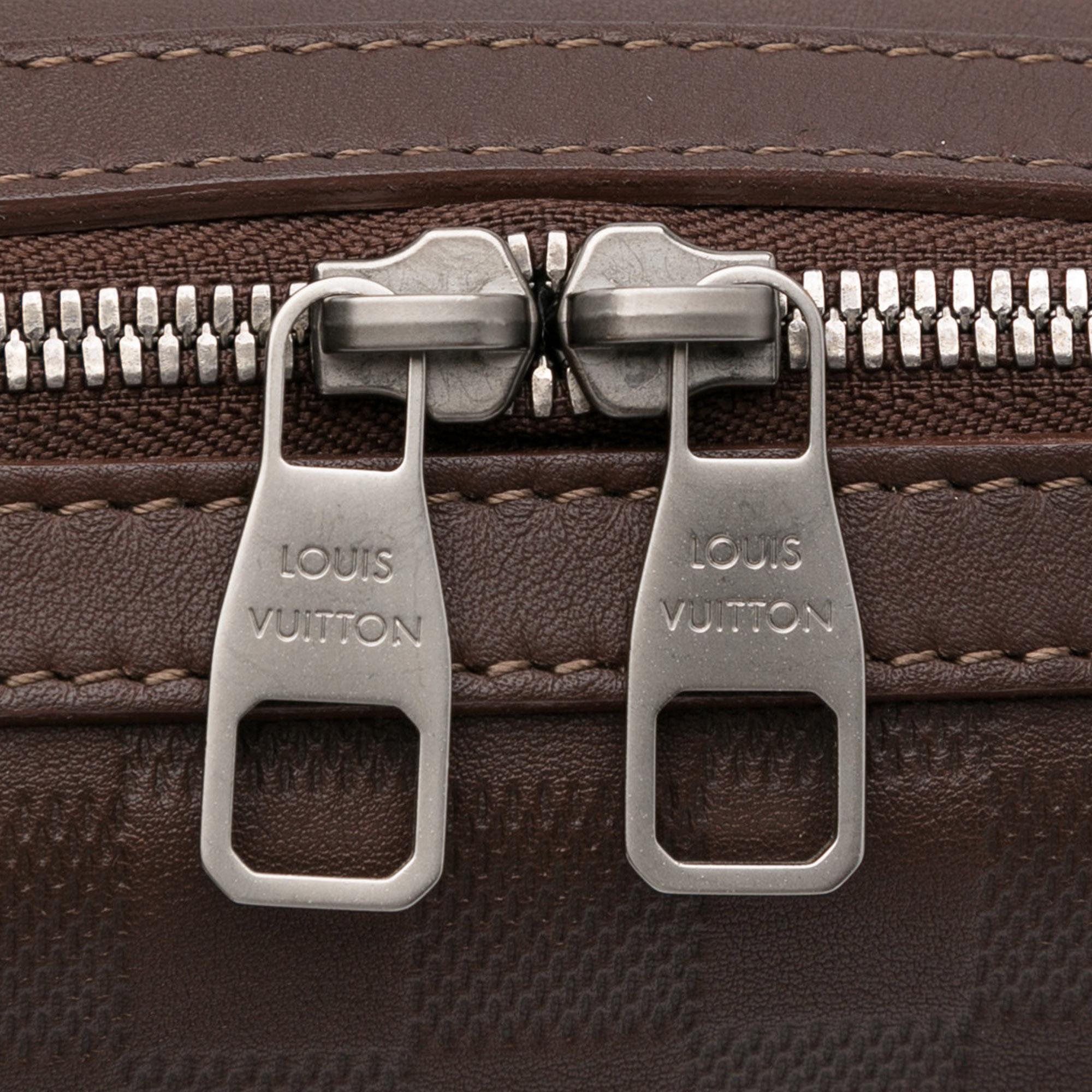Louis Vuitton Damier Infini Calypso MM (SHG-XviTBh)