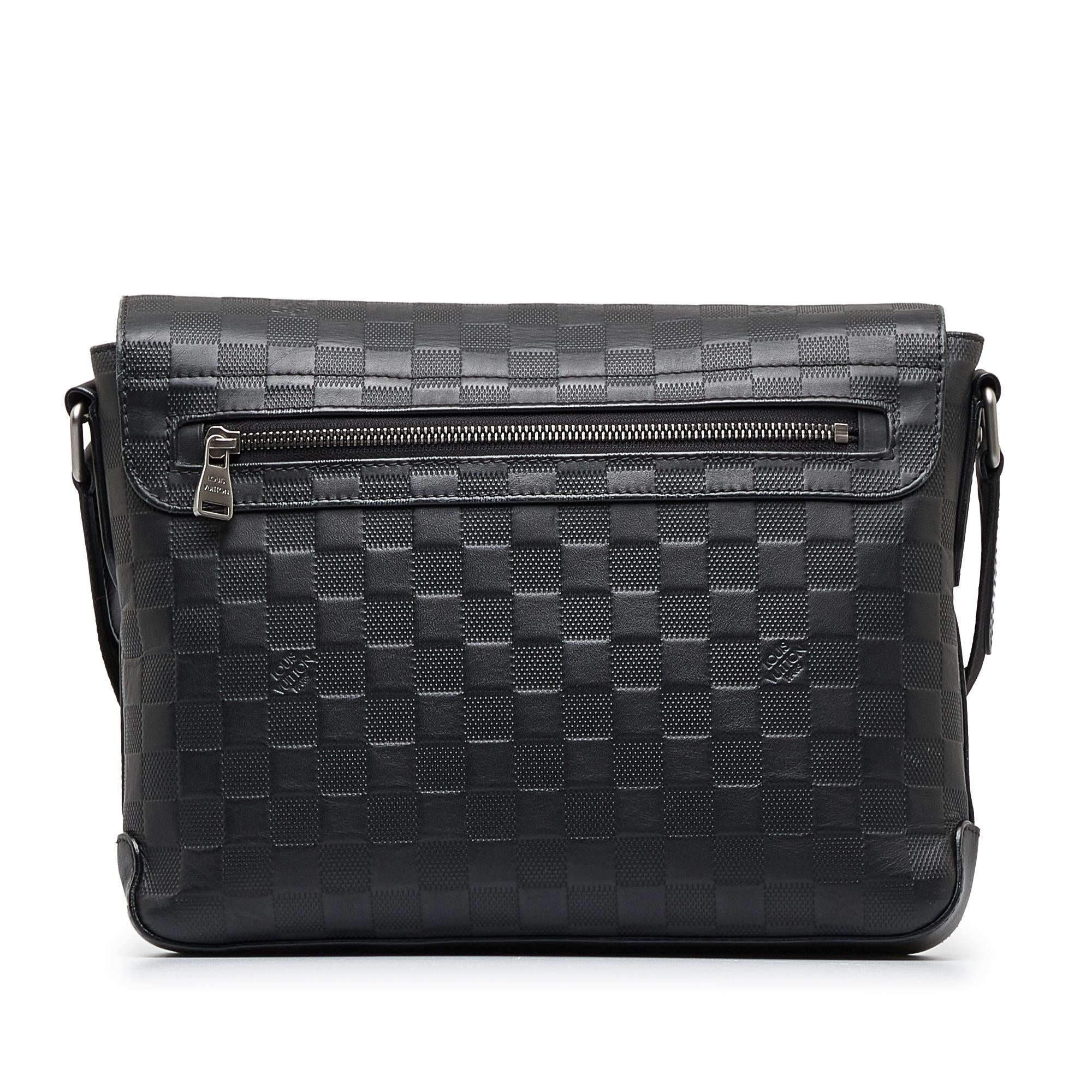Louis Vuitton Damier Infini District PM (SHG-T3JqDP)