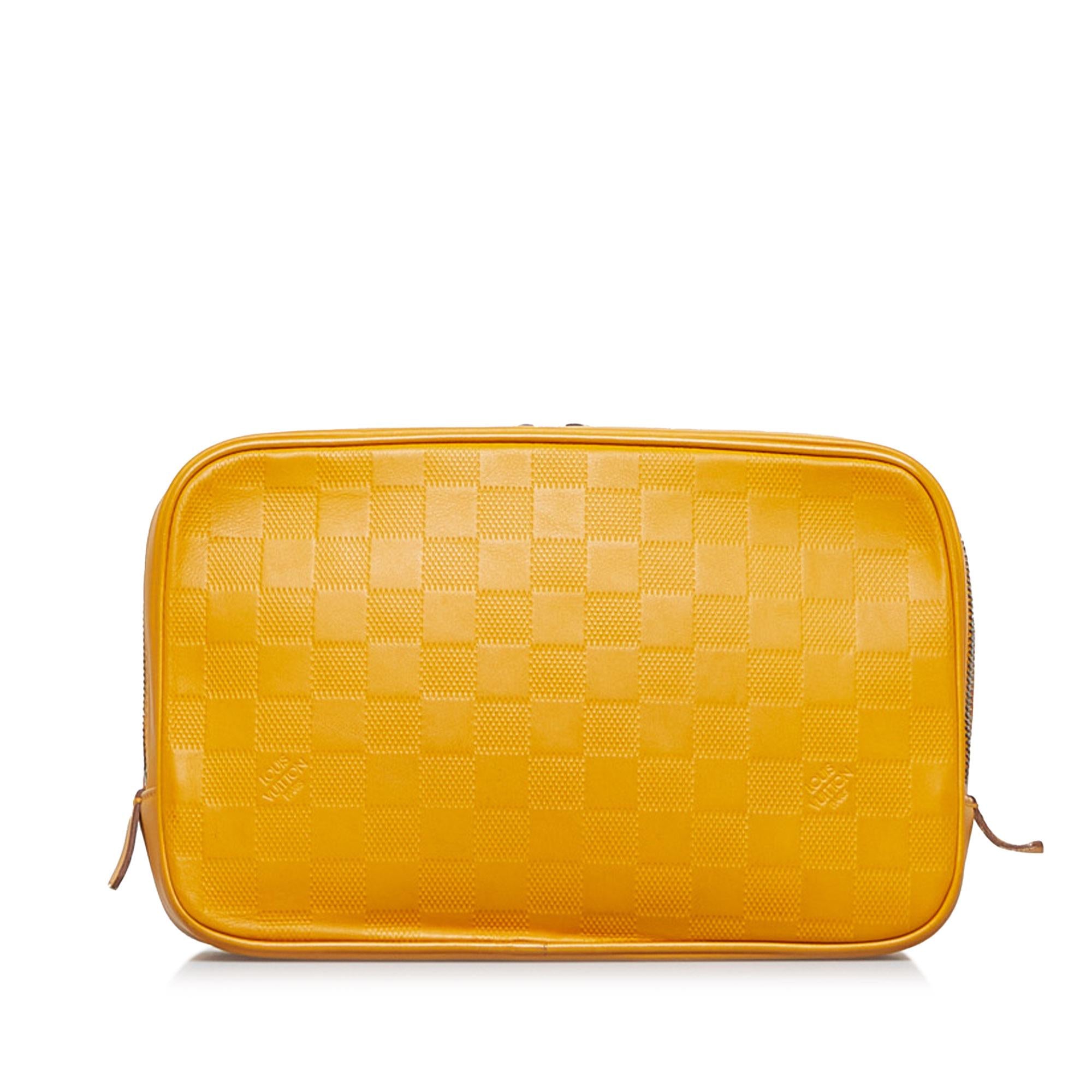 Louis Vuitton Damier Infini Toiletry Pouch (SHG-xMN2YT)