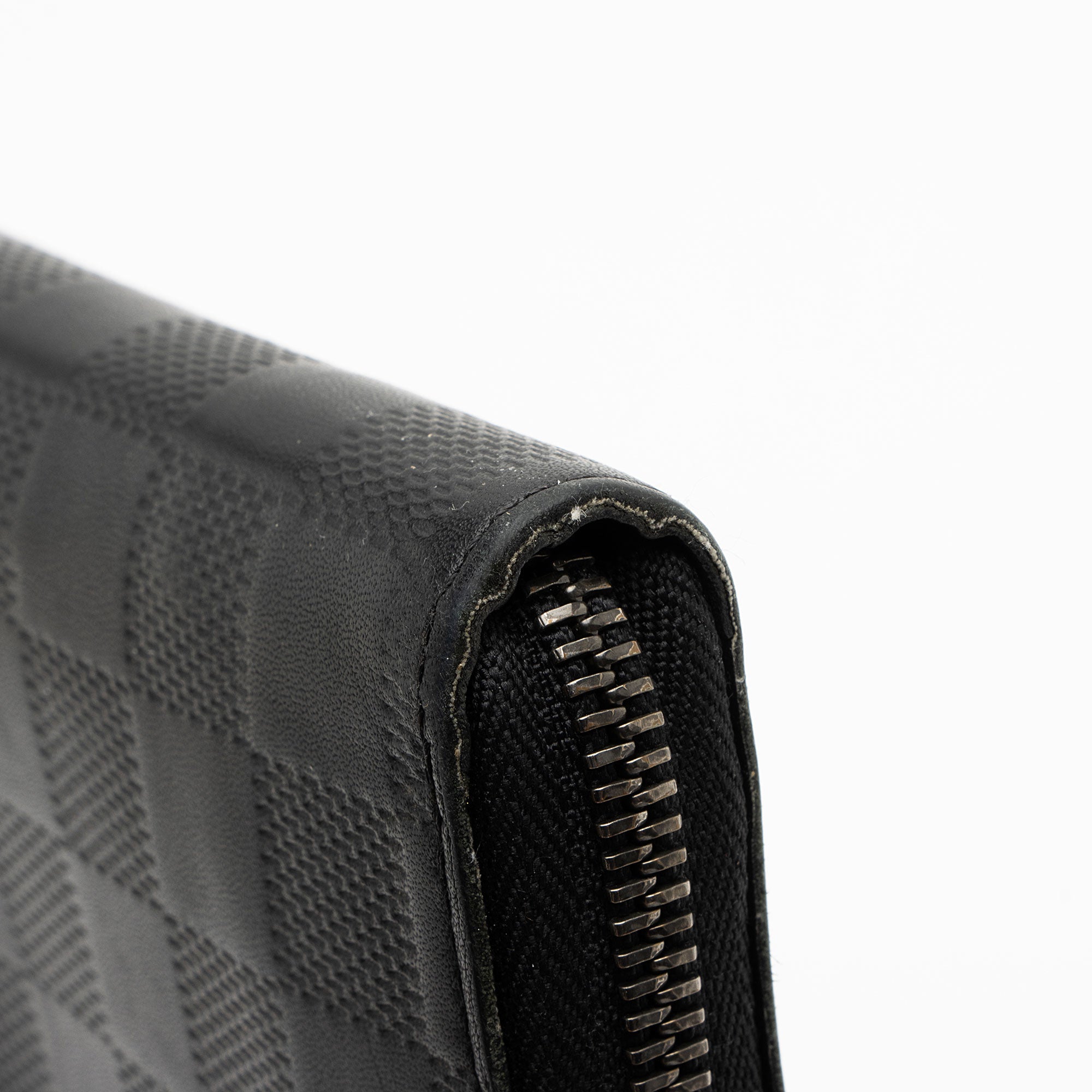 Louis Vuitton Damier Infini Vertical Zippy Wallet