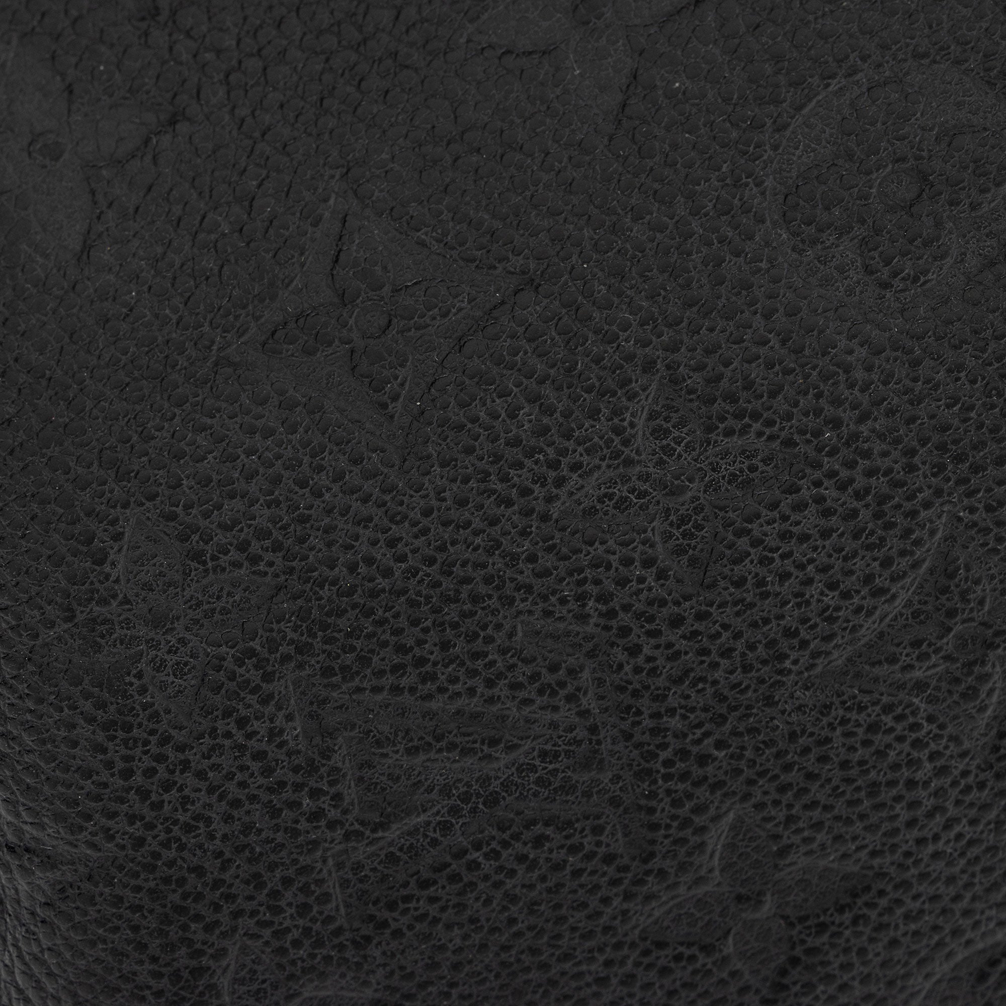 Louis Vuitton Empriente Leather Adele Wallet (SHF-jEsP88)