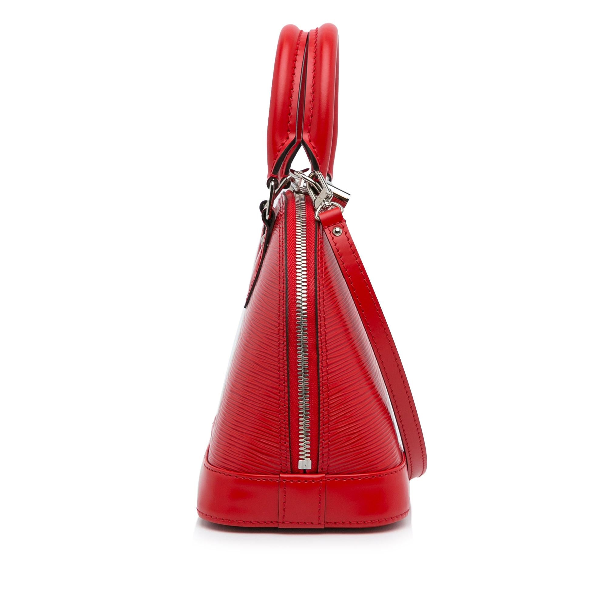 Louis Vuitton Epi Alma BB (SHG-b4lAAN)