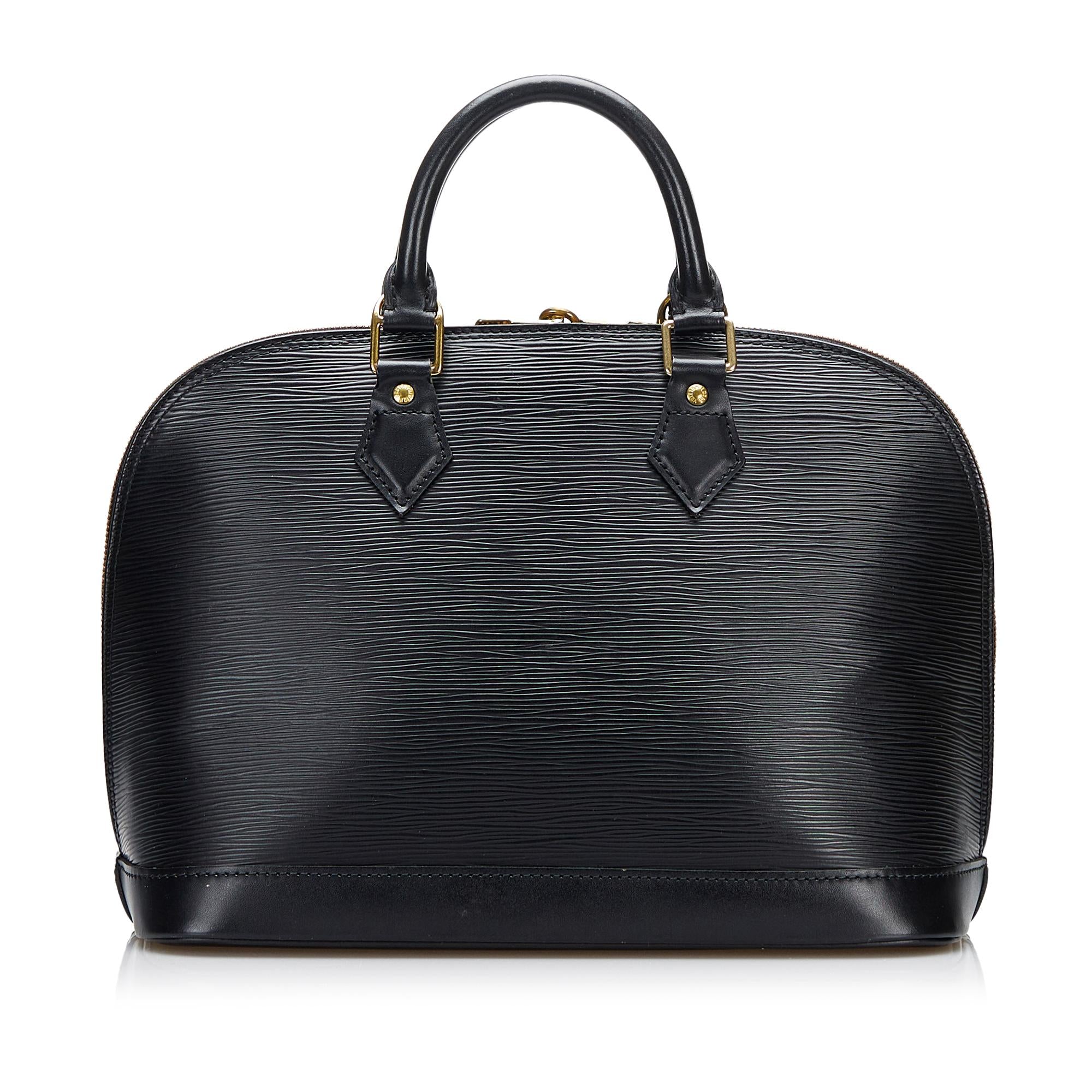 Louis Vuitton Epi Alma PM (SHG-NPi7Aa)
