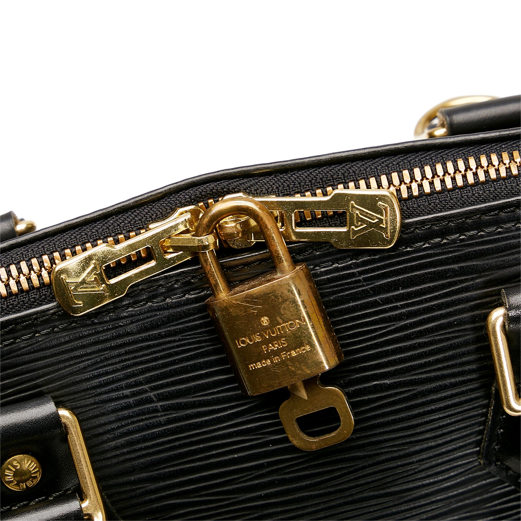 Louis Vuitton Epi Alma PM (SHG-NPi7Aa)