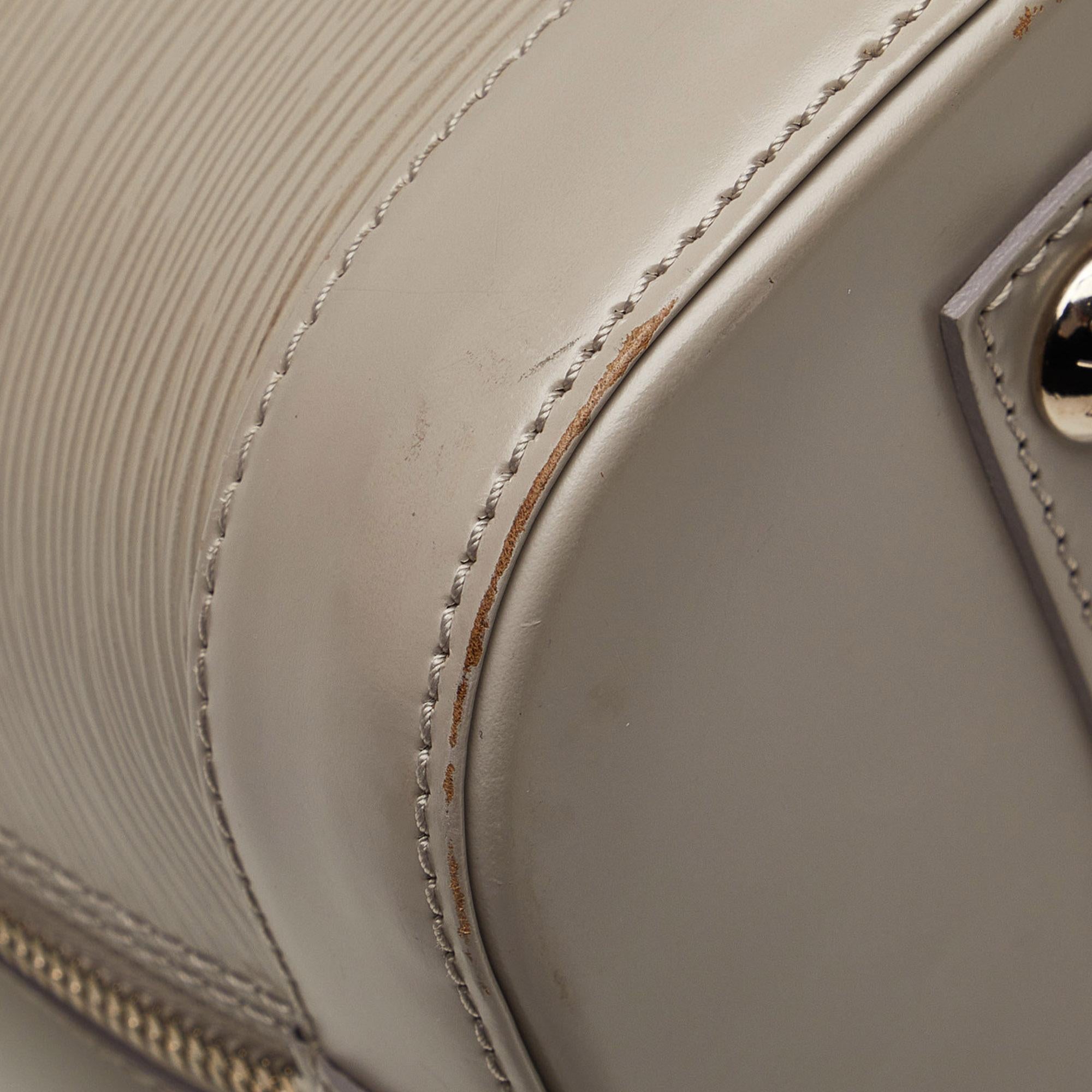 Louis Vuitton Epi Alma PM (SHG-RaOMX5)