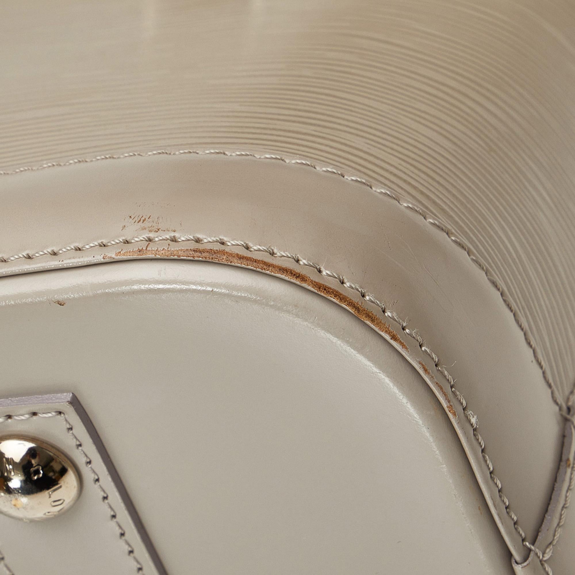 Louis Vuitton Epi Alma PM (SHG-RaOMX5)